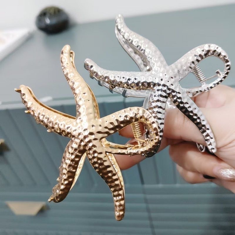 New niche starfish claw clip, female cartoon, back head updo, shark clip, high appearance level, high-end hairpin and hair accessory detail image 4