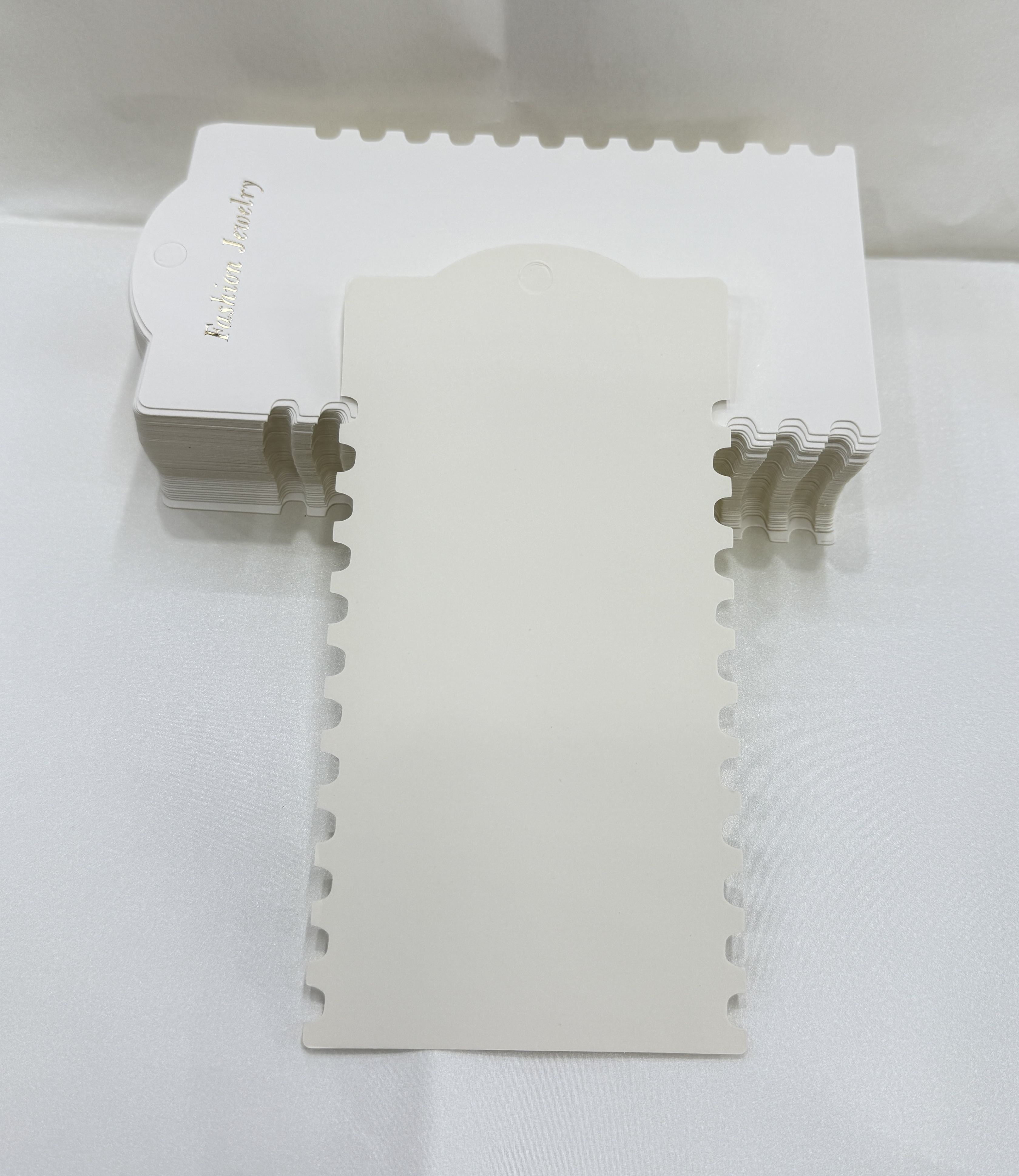 Bracelet cards, multiple packs, 12-bracelet packaging cards Specification image