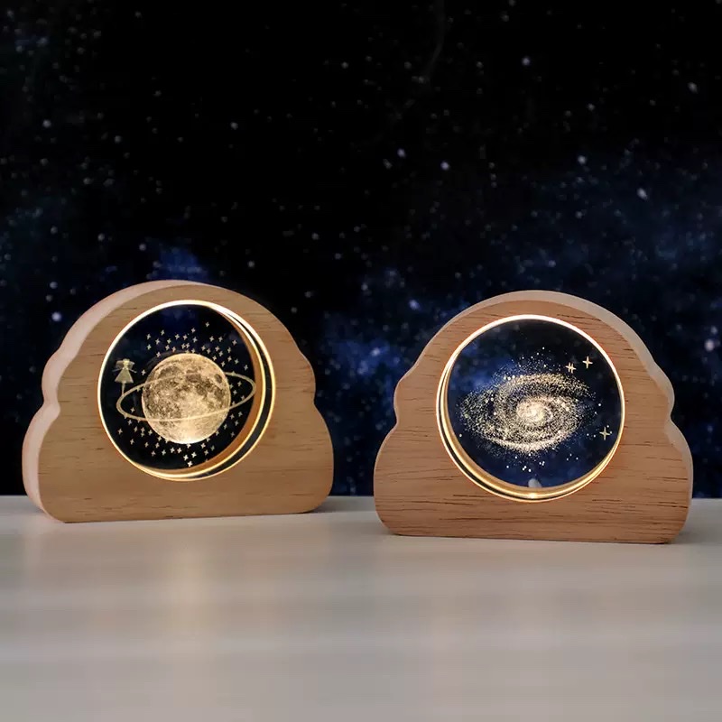 Cross-border starry sky astronaut laser-engraved 3d crystal night light, creative desktop ambient light, decorative item, festival gift