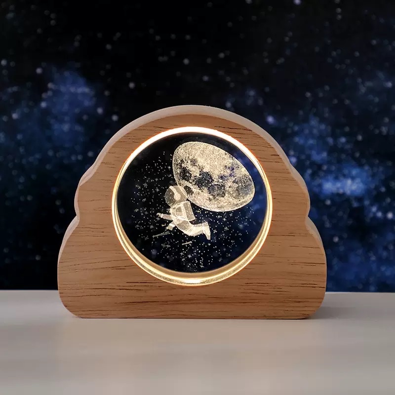Cross-border starry sky astronaut laser-engraved 3d crystal night light, creative desktop ambient light, decorative item, festival gift details Picture