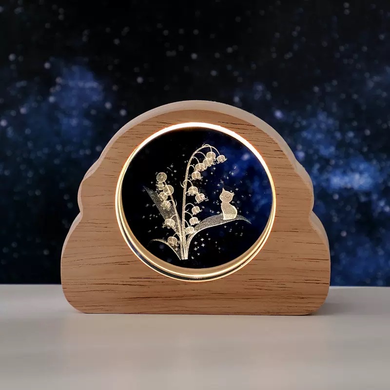 Cross-border starry sky astronaut laser-engraved 3d crystal night light, creative desktop ambient light, decorative item, festival gift Item Picture