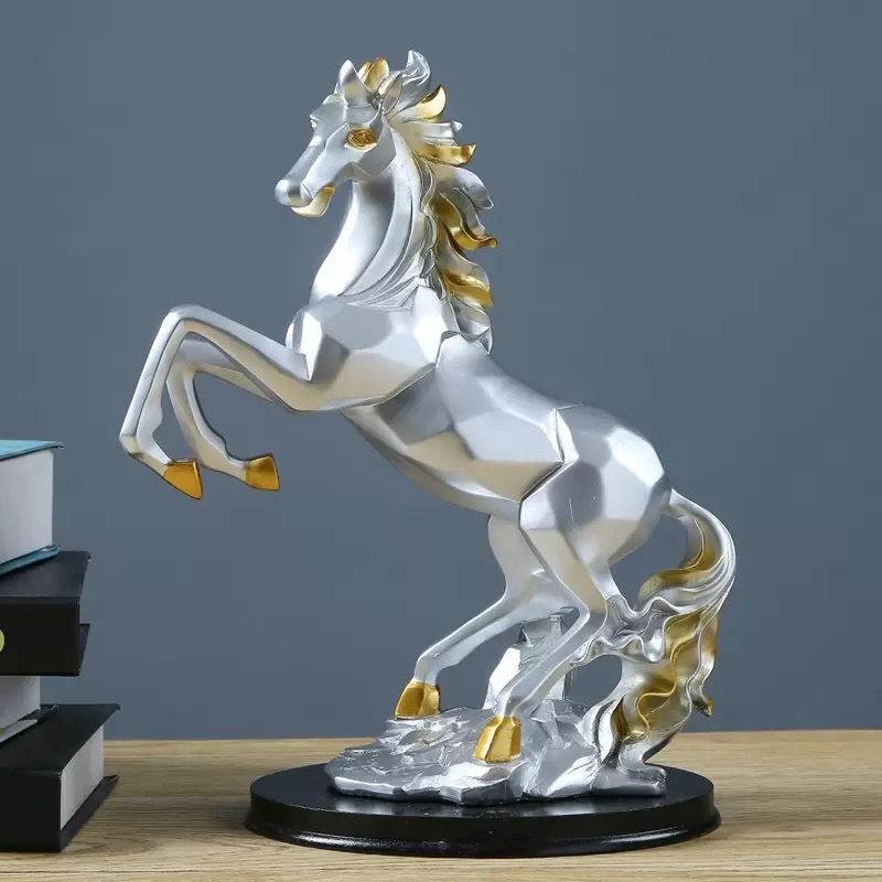 European-style home ornaments, housewarming and opening gifts, immediate success, living room and office handicrafts, resin ornaments Application Scenario