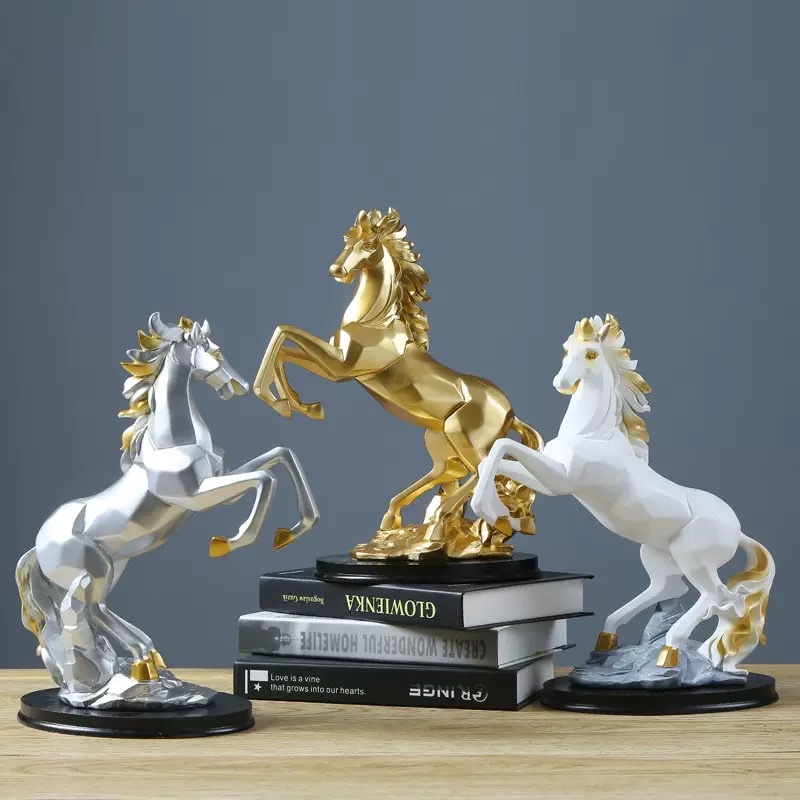 European-style home ornaments, housewarming and opening gifts, immediate success, living room and office handicrafts, resin ornaments details Picture