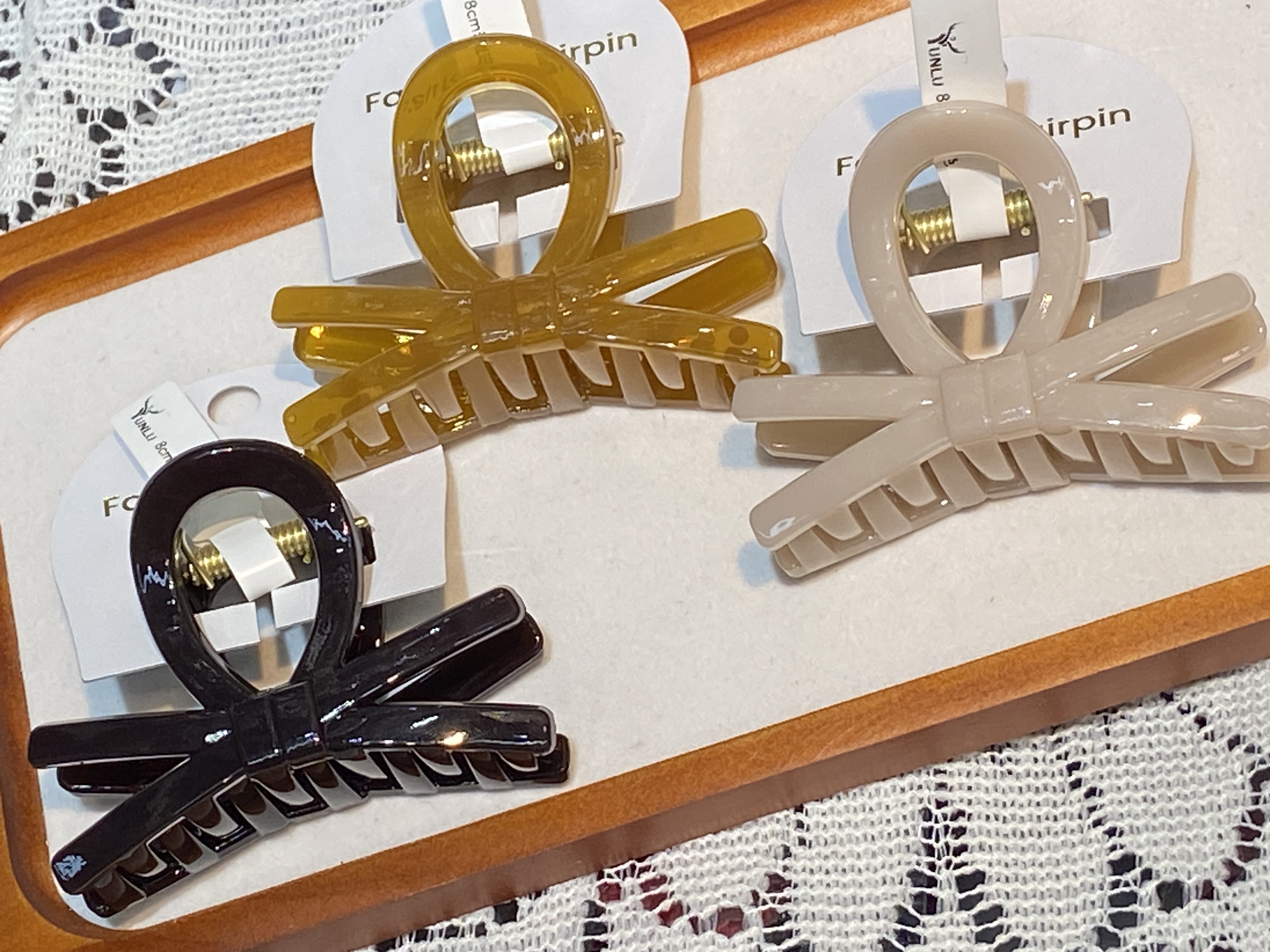 Simple and fashionable hair clip accessories