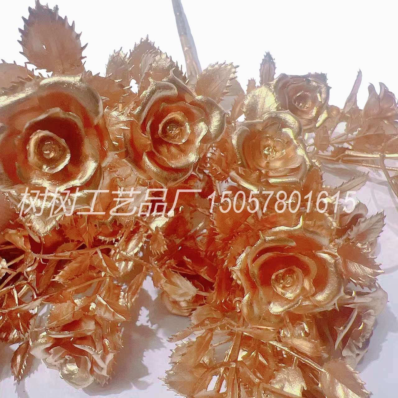 Golden artificial flowers, 7-pronged roses, Christmas flowers, handmade flowers, artificial flowers, home decoration, Christmas flower accessories, New Year gift accessories, decorative accessories detail image 4