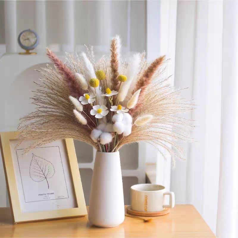 A variety of dried flower accessories, dried flower bookmarks, nail art pieces, dried flower embossed decorations, and creative handcrafted materials are available for selection detail image 5