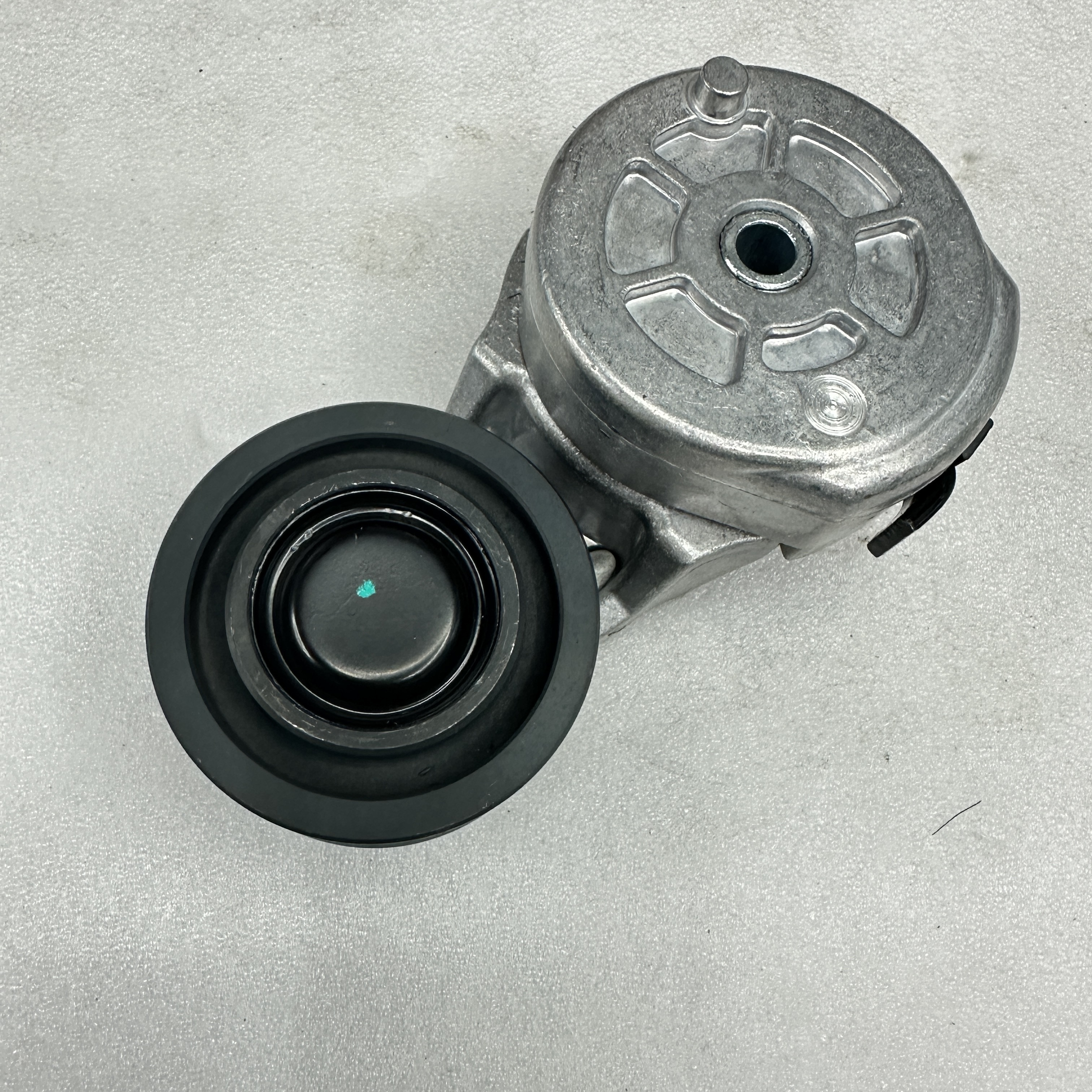 وتطبق قطع الغيار على محرك Cummens Conmins 6CT الذي يعمل بعجلات قوية تبلغ 3976831. Specification image