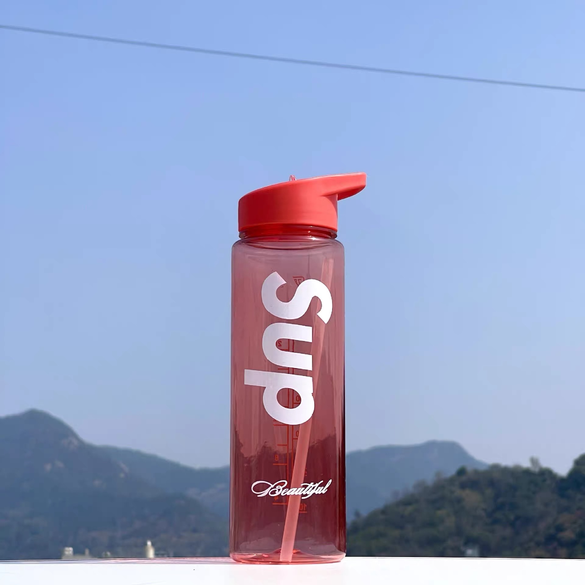 Outdoor fitness sports plastic cup, large-capacity, graduated, portable and simple space cup, LOGO printable, water bottle customization Item Picture