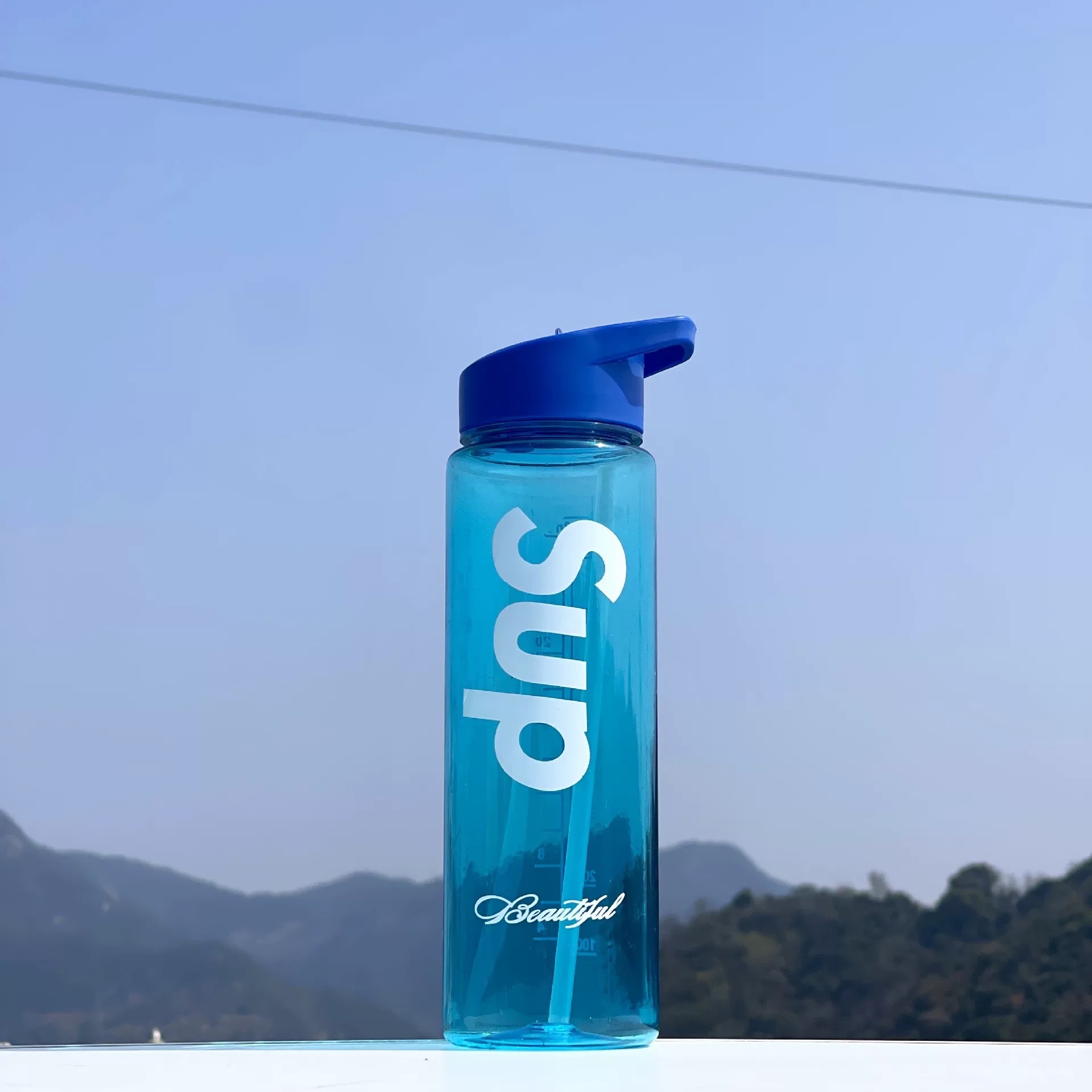 Outdoor fitness sports plastic cup, large-capacity, graduated, portable and simple space cup, LOGO printable, water bottle customization details Picture