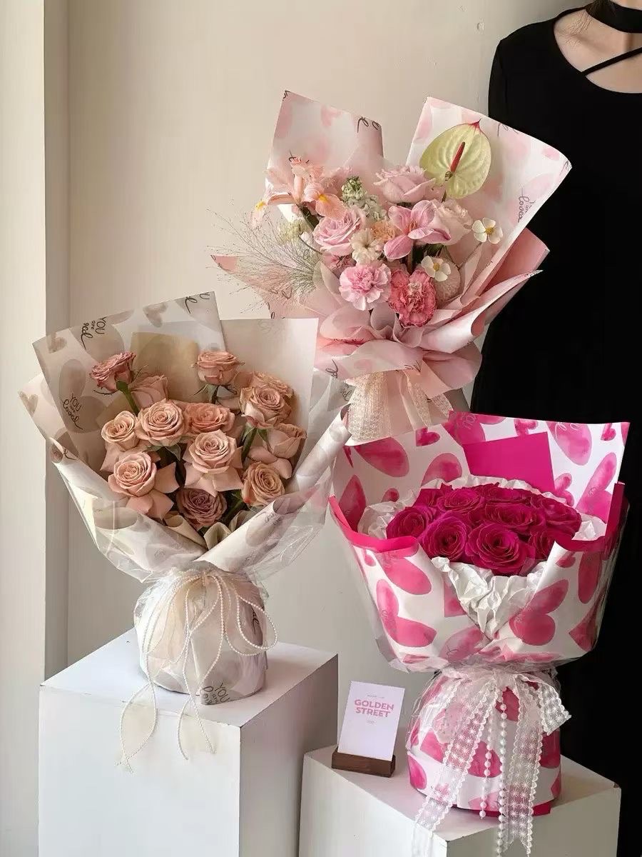 Pengfa Packaging Factory Store, Love at First Sight, Valentine's Day Loving flowers, bouquet wrapping, flower paper for your girlfriend, flower art packaging paper, handmade materials, packaging paper materials, flower art materials, paper, packaging paper, ribbons details Picture