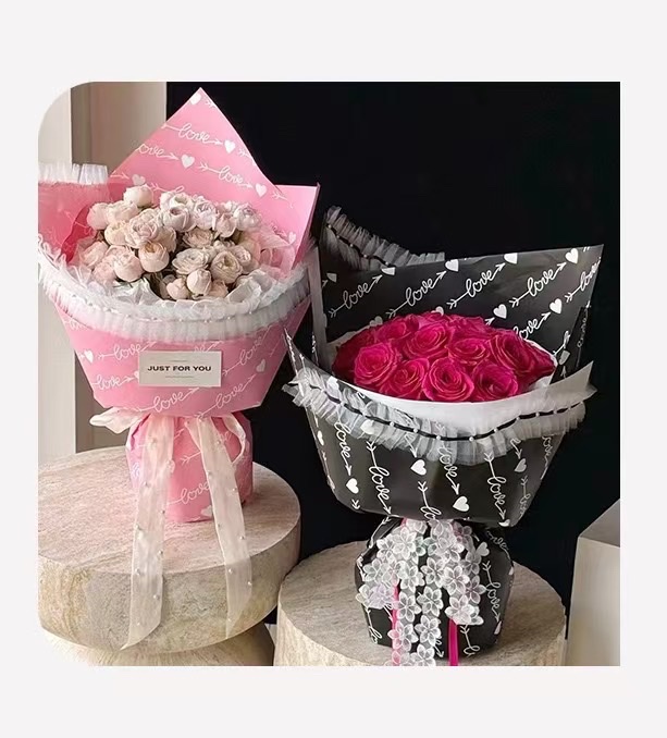 Pengfa Packaging Factory Store's heartwarming launch wrapping Paper, Flower wrapping paper, Valentine's Day Bouquet wrapping paper, floral art, floral art packaging paper, wrapping flower paper Application Scenario
