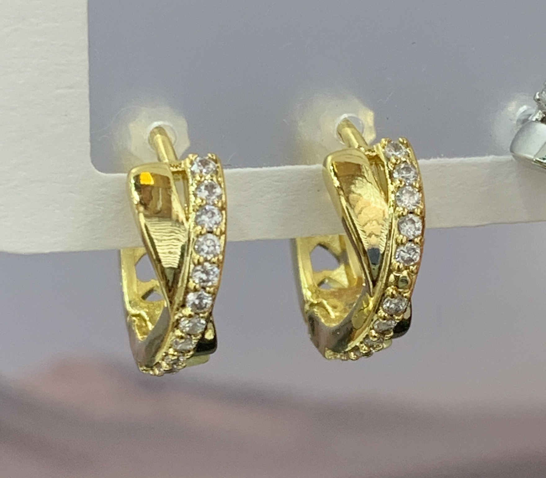 Jewellery earrings detail image 1
