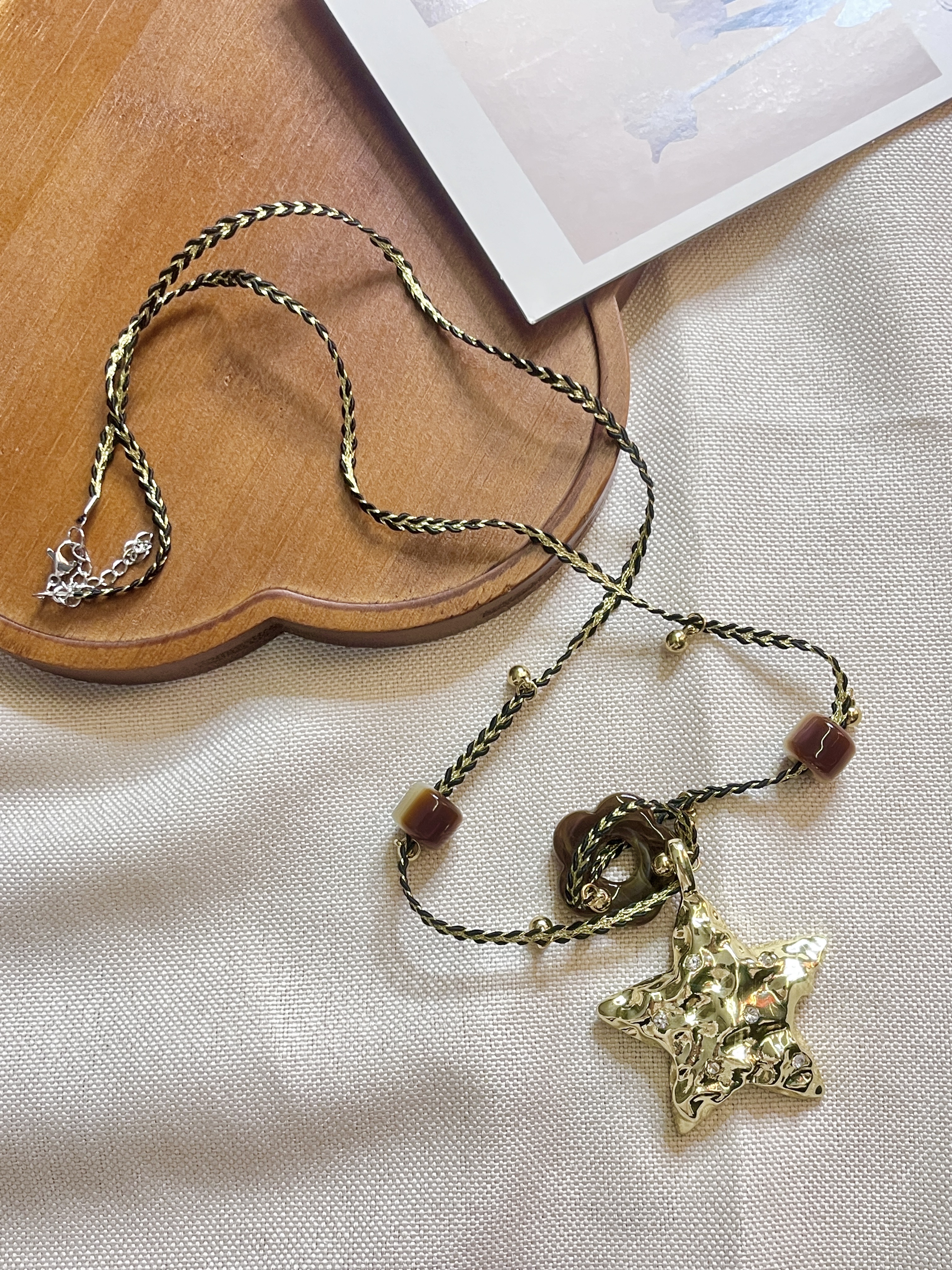 Gold pearl necklace, stainless steel necklace, simple, fashionable and versatile jewelry for women, gift necklace, stainless steel necklace Specification image