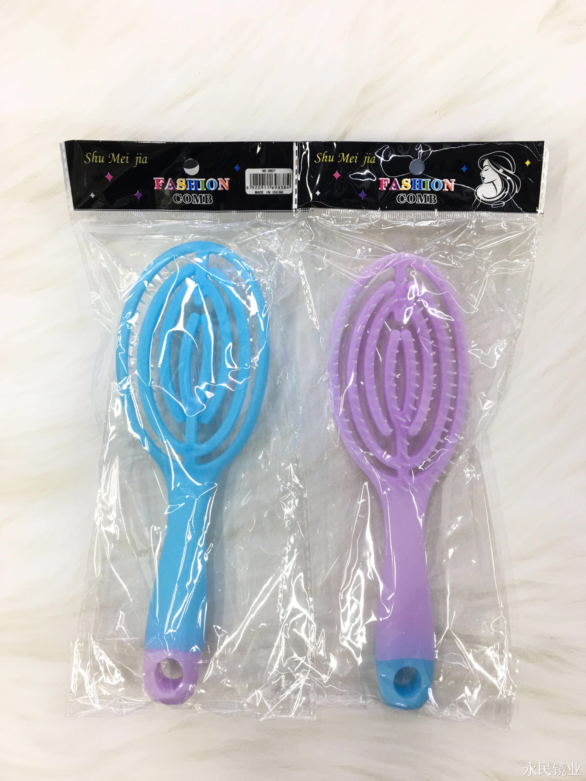 【 Yongmin Mirror Industry 】8807 Hollowed-out Hair Comb with Simple Style Factory Direct sales Item Picture
