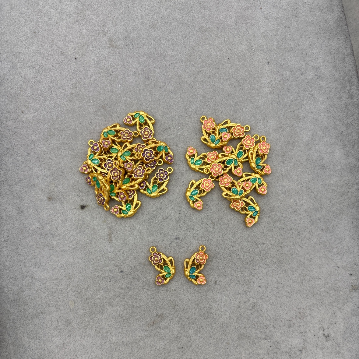 中国风古法手工diy亚金半面花蝴蝶配件滴油合金项链手链编绳饰品串珠配件图