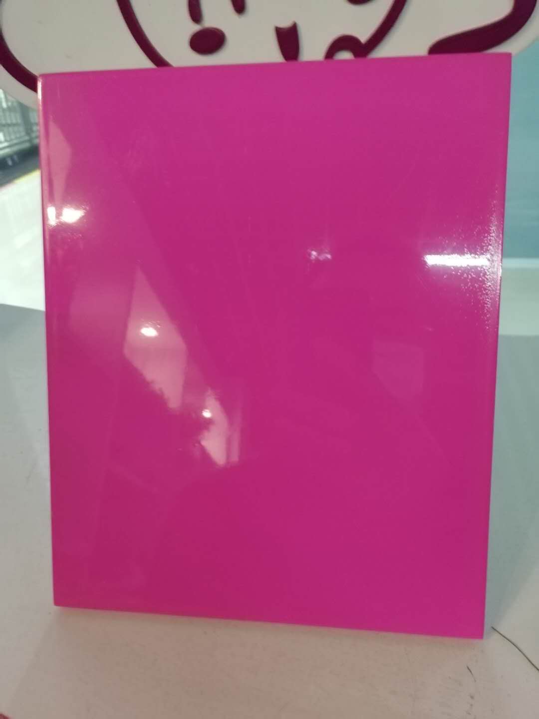 玫红色聚酯纤维吸音板幼儿园影院录音棚墙面隔音板防火材料热卖经典3459