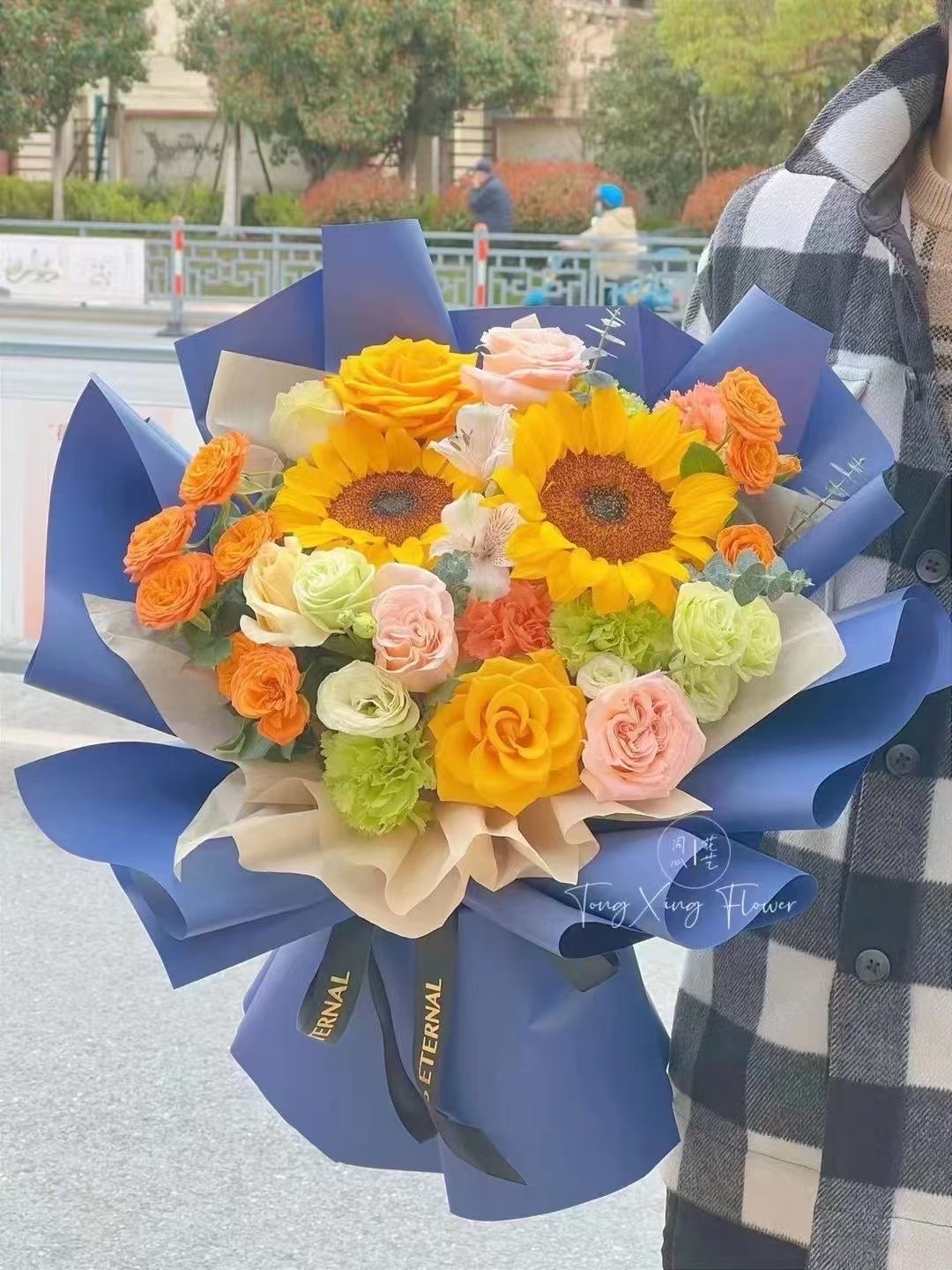 Pengfa Packaging Factory Store Wholesale First Love Solid Color Paper Flower wrapping Paper, Morning mist matte paper Flower Packaging Wrapping Paper, Gift bouquets, floral art materials, candy-colored rose wrapping paper detail image 7