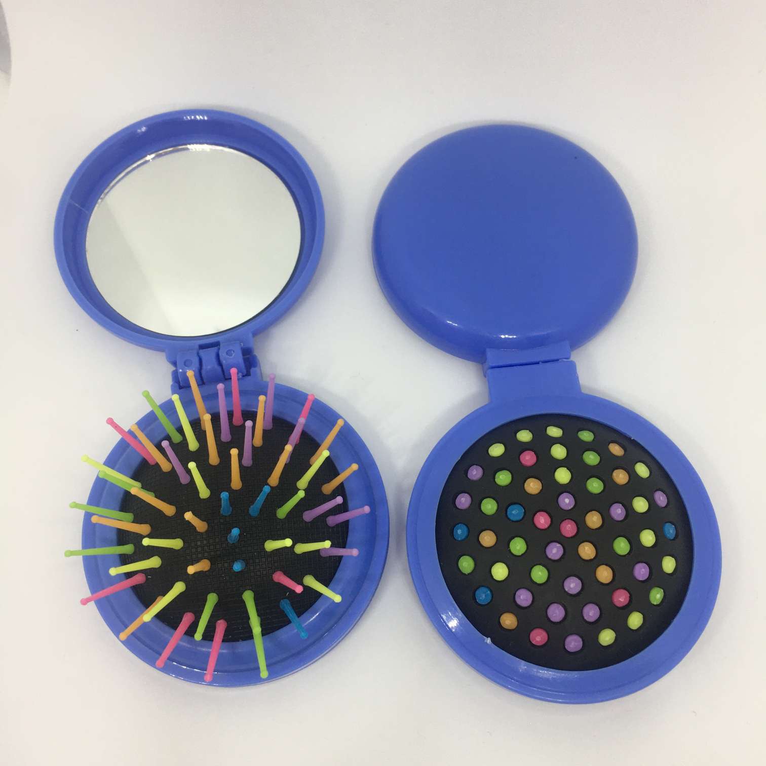 Factory direct sales of small round mirror combs in various colors, compact and portable Specification image