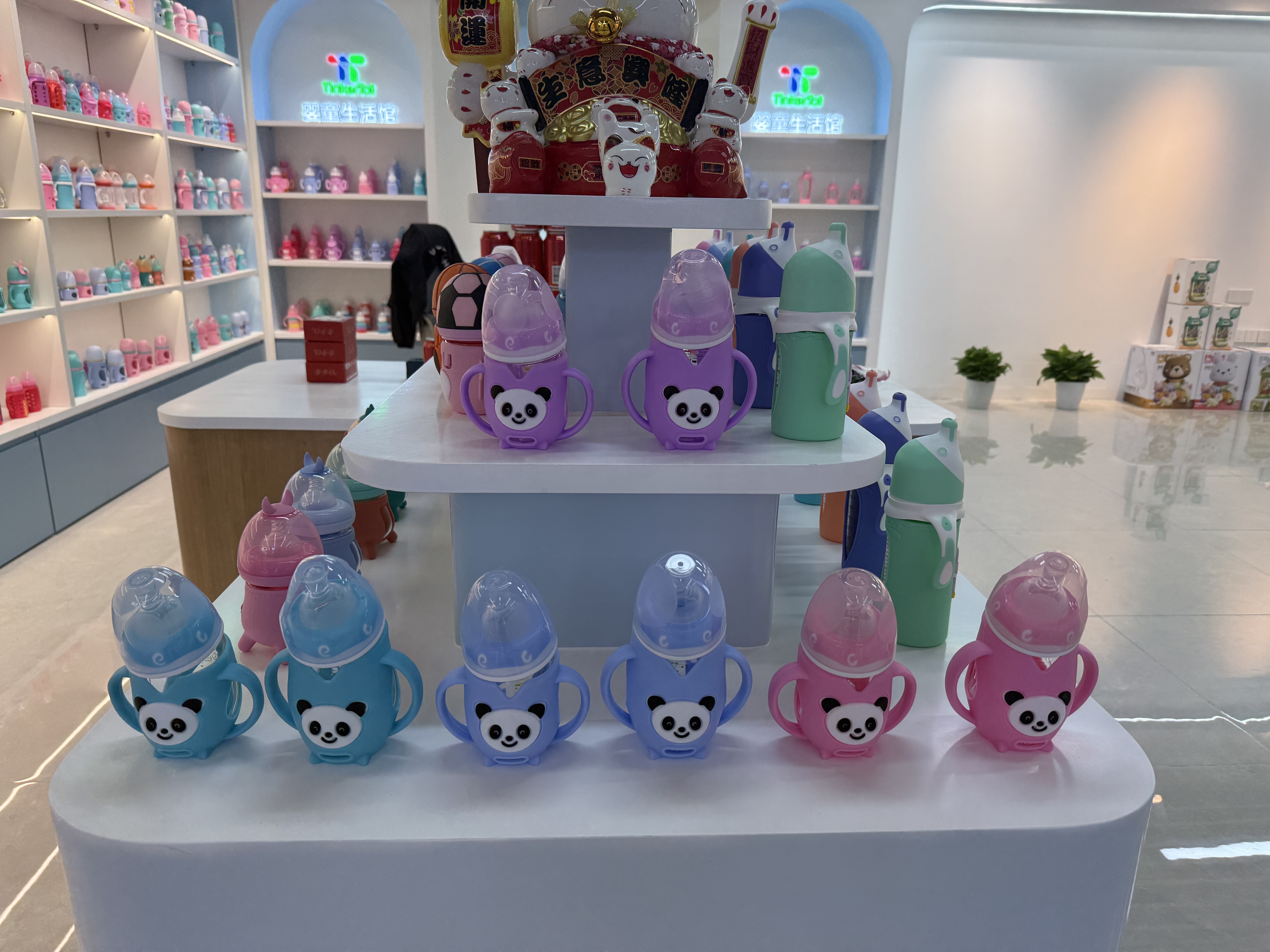 Baby and maternal products, baby bottles, infant feeding products, safe, healthy and practical, cartoon panda standard mouth 160/240ML