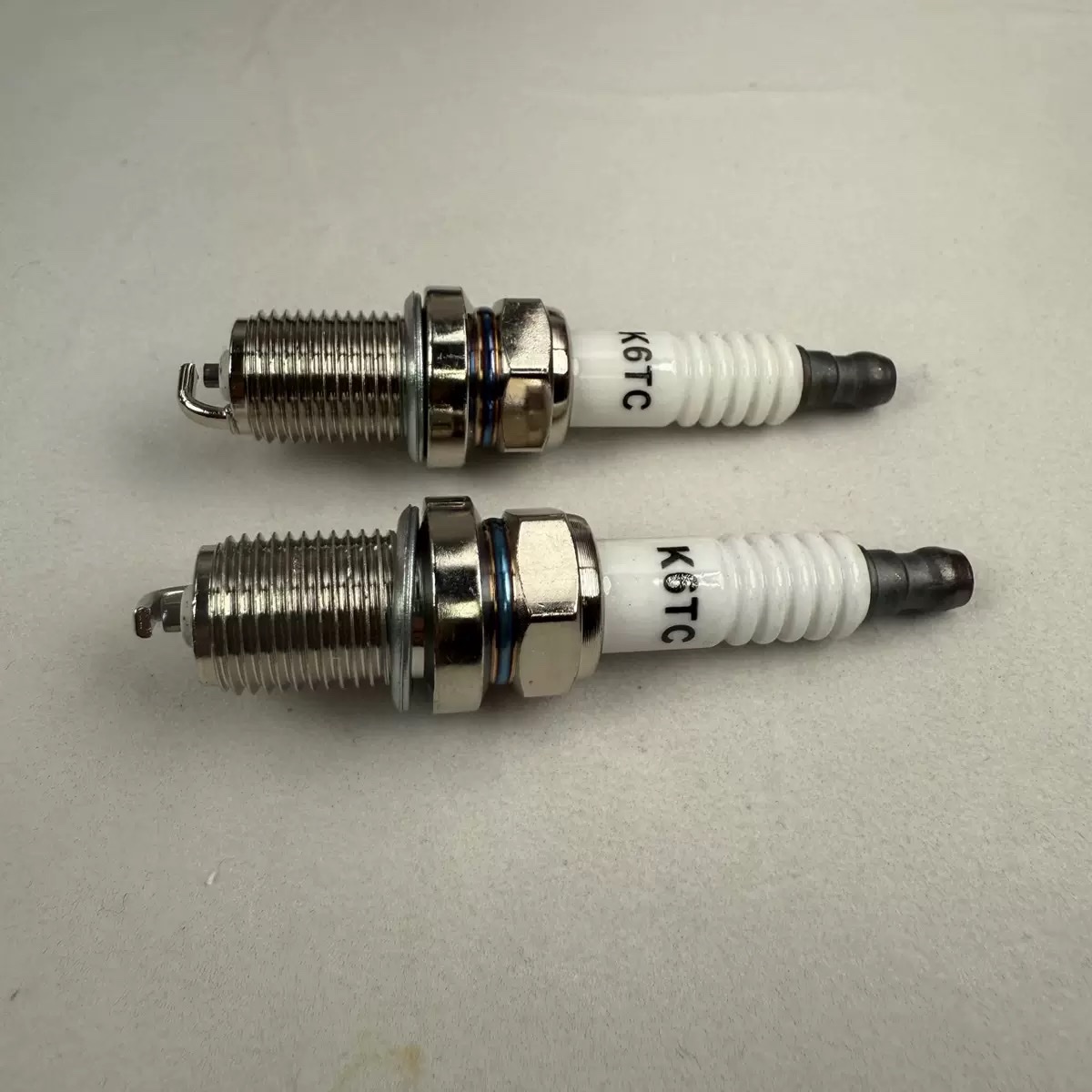 火花塞高性能汽车火花赛点火器适配多车型耐用可靠1