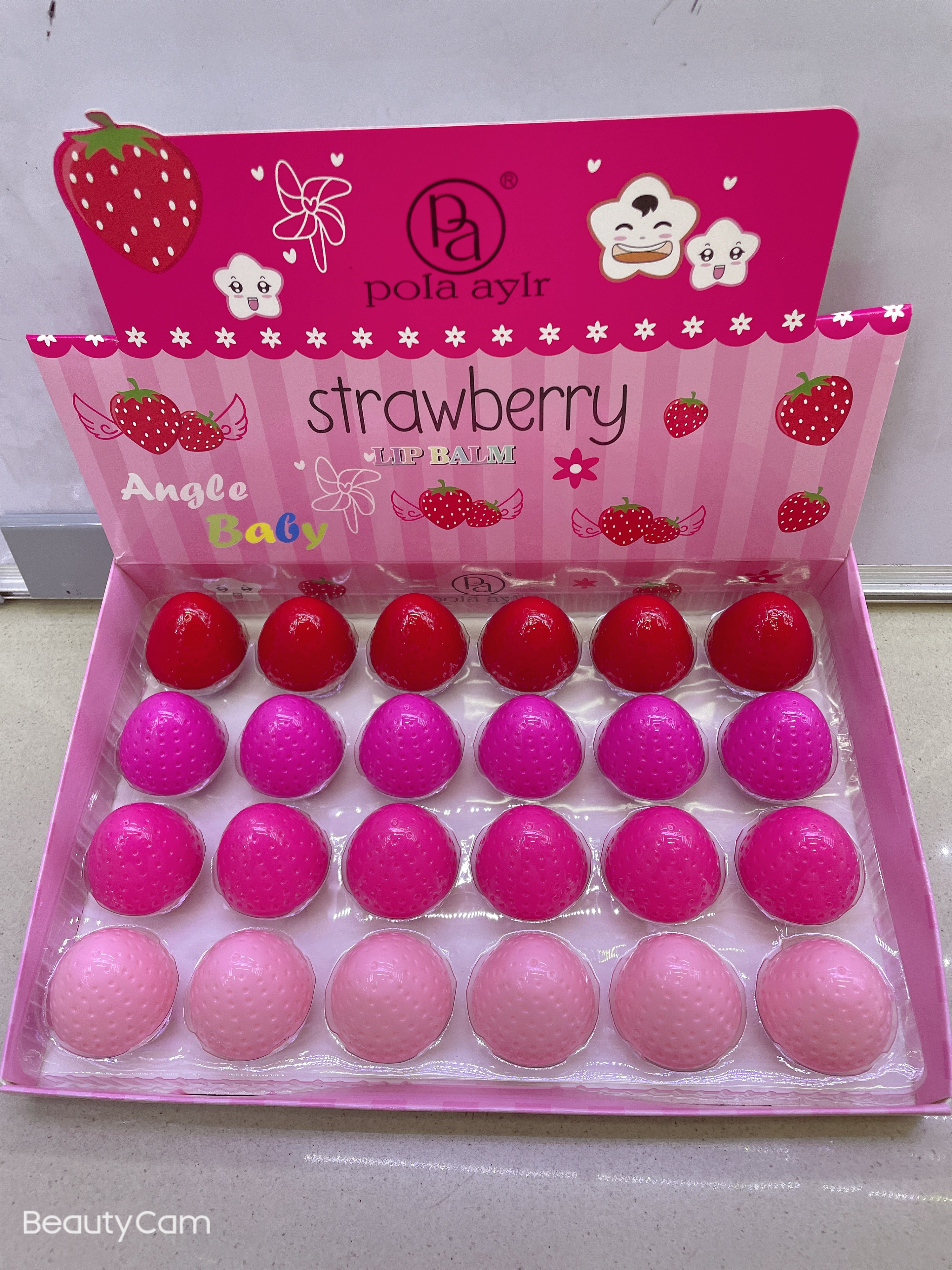 4色草莓唇膏 4色草莓唇膏 保湿滋润唇膏04