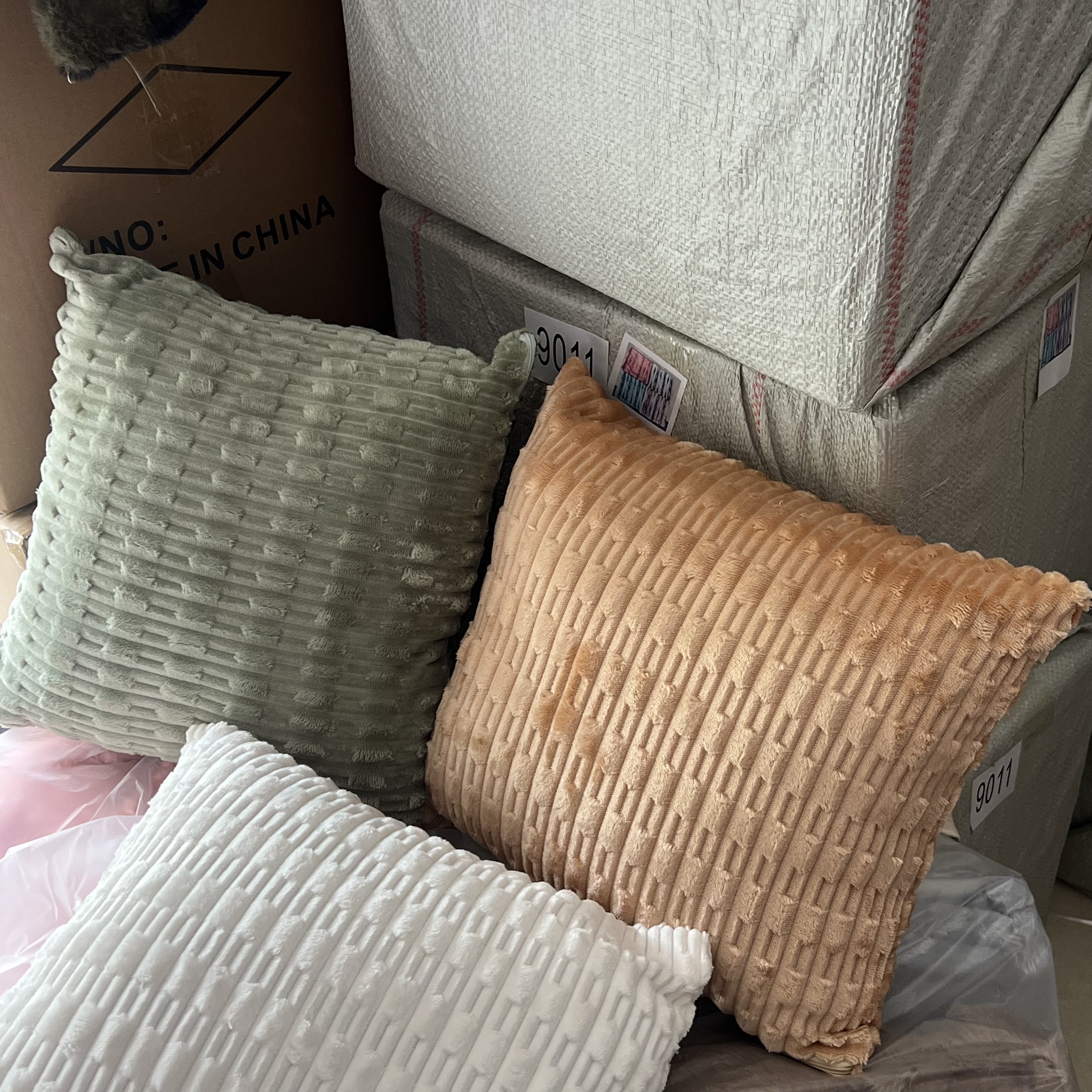 Multi-functional pillowcase, corn kernel cushion, nap pillow, pillow cover, comfortable cushion, living room sofa pillow. detail image 17