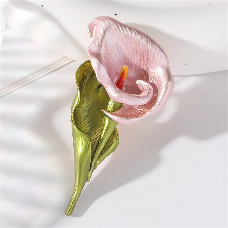 Plant exquisite enamel painting oil calla lily brooch, alloy oil drip jewelry, elegant and fashionable clothing, flower brooch for women detail image 3