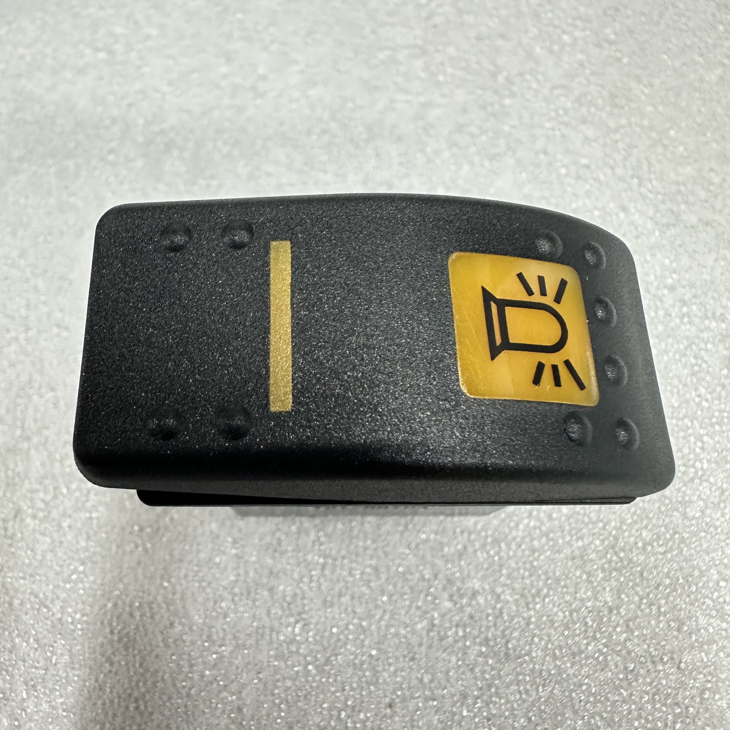 The construction machinery parts are suitable for JCB switch electronic components 701/58704 details Picture
