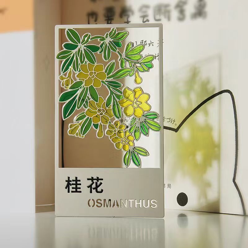 Hollowed-out transparent paint metal fridge magnets, customized cultural and creative souvenirs, transparent glass, five-color magnetic stickers, customized copper bookmarks, cultural and creative zinc alloy bookmarks, metal bookmarks, bookmarks Application Scenario