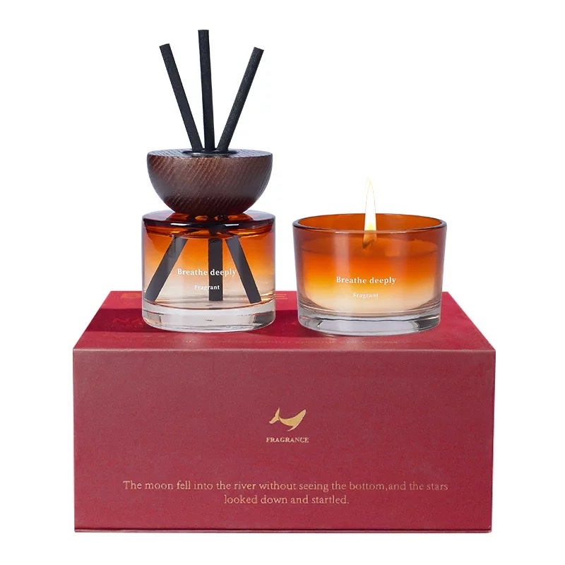香薰蜡烛礼盒装家用酒店卧室香氛摆件生日礼物伴手礼品高级氛围感白底实物图