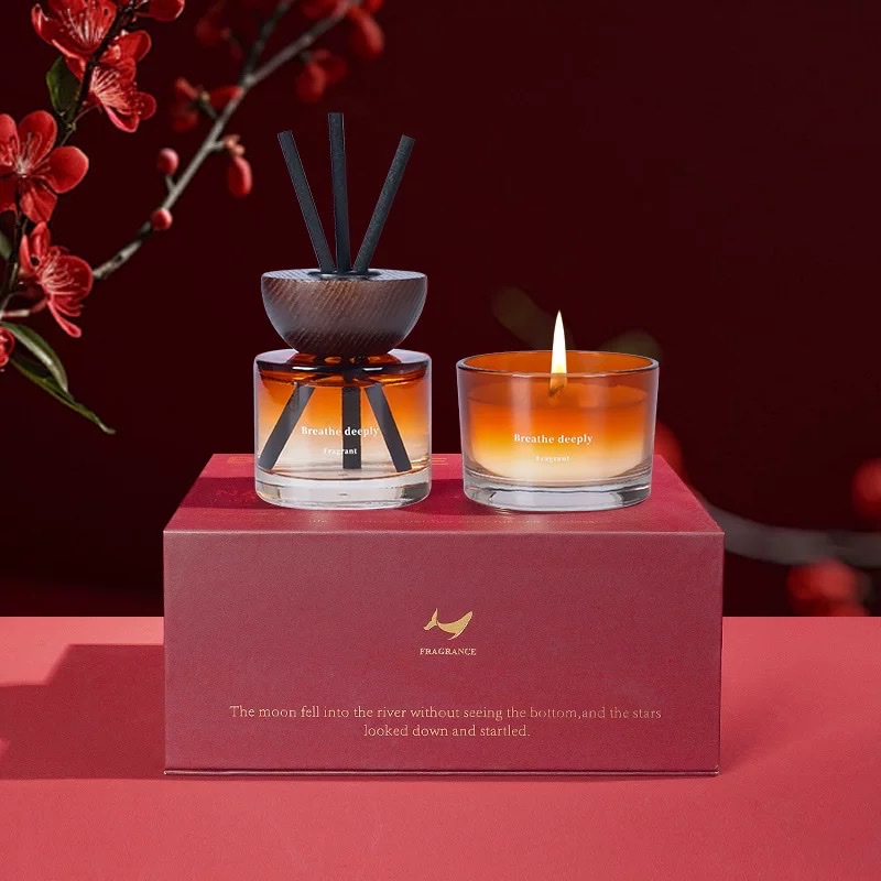 香薰蜡烛礼盒装家用酒店卧室香氛摆件生日礼物伴手礼品高级氛围感