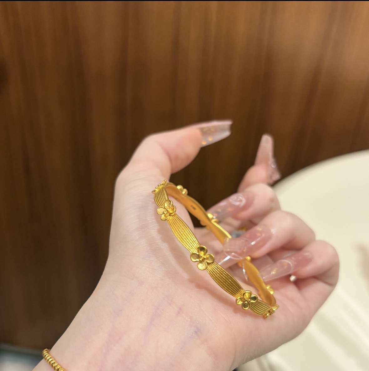 Cute crystal bracelet, zircon bracelet, fashionable and simple women's jewelry, a gift for girls