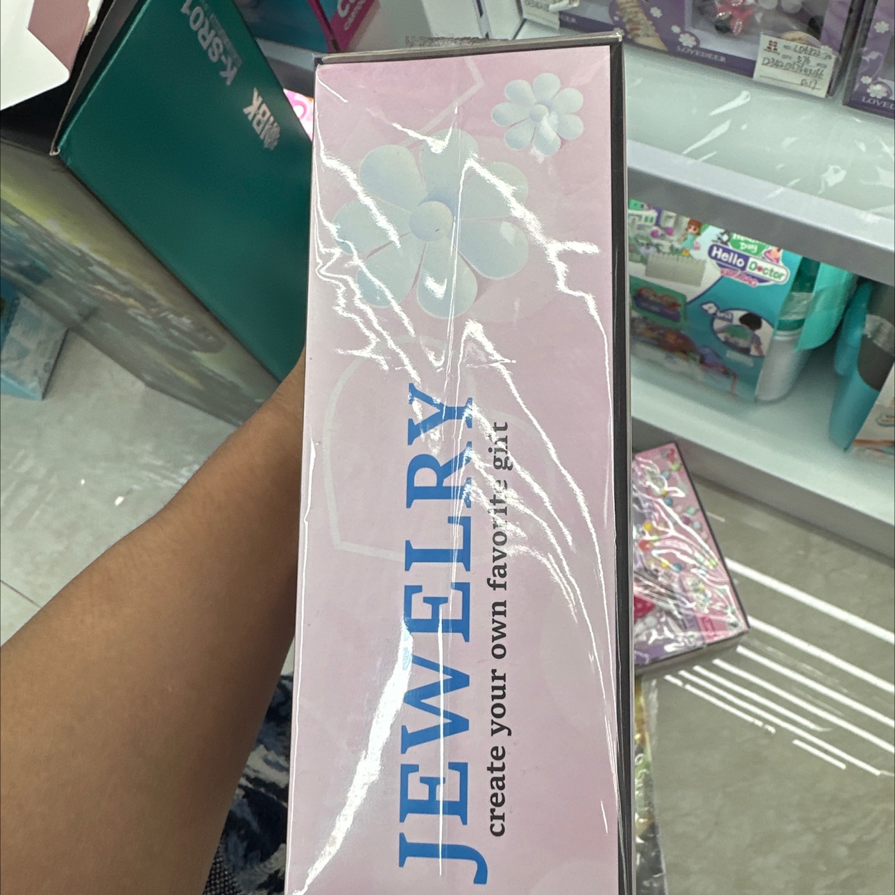 Creative and trendy rings for women's accessories, children's illuminated toy styles, multiple colors to choose from, fashionable and personalized accessories Application Scenario