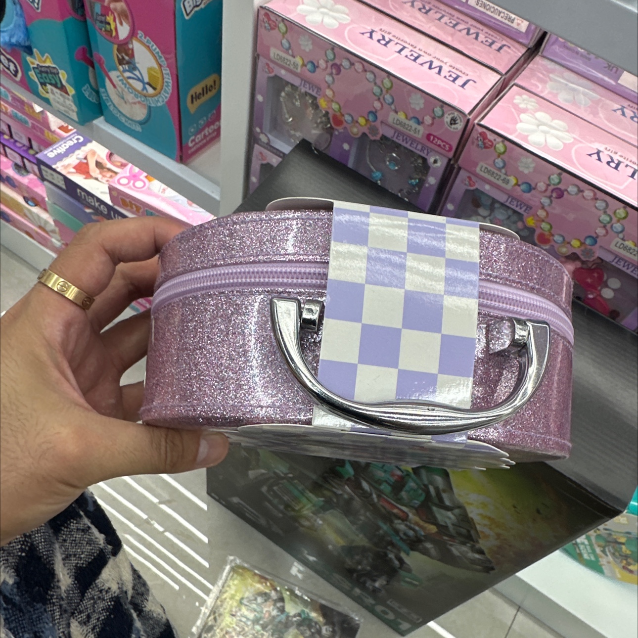 Children's makeup sets, nail polish toys, cross-border makeup combinations, children's makeup products, safe and non-toxic, suitable for children to use Application Scenario