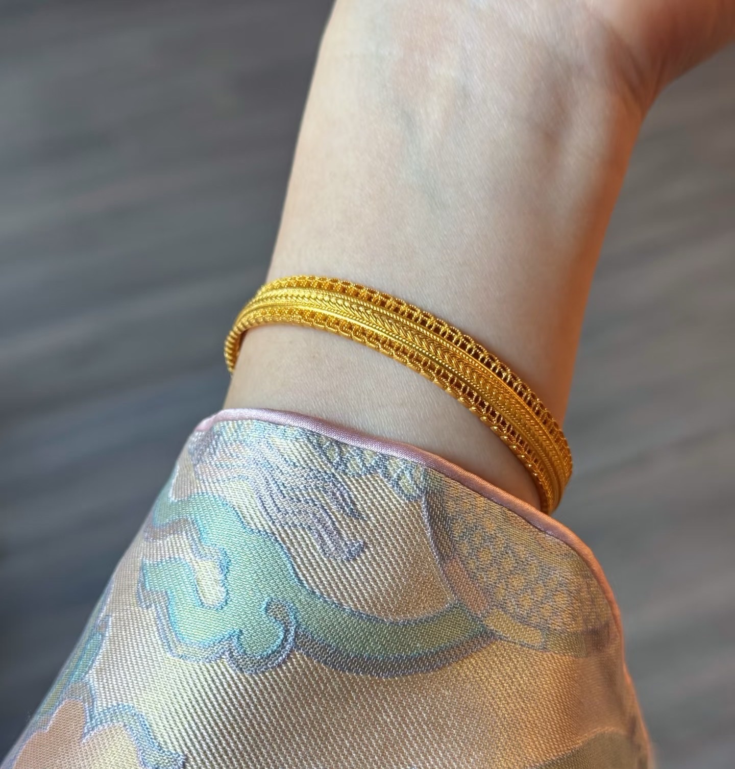 Cute crystal bracelet, zircon bracelet, jewelry, fashionable and versatile women's jewelry, gift and giveaway