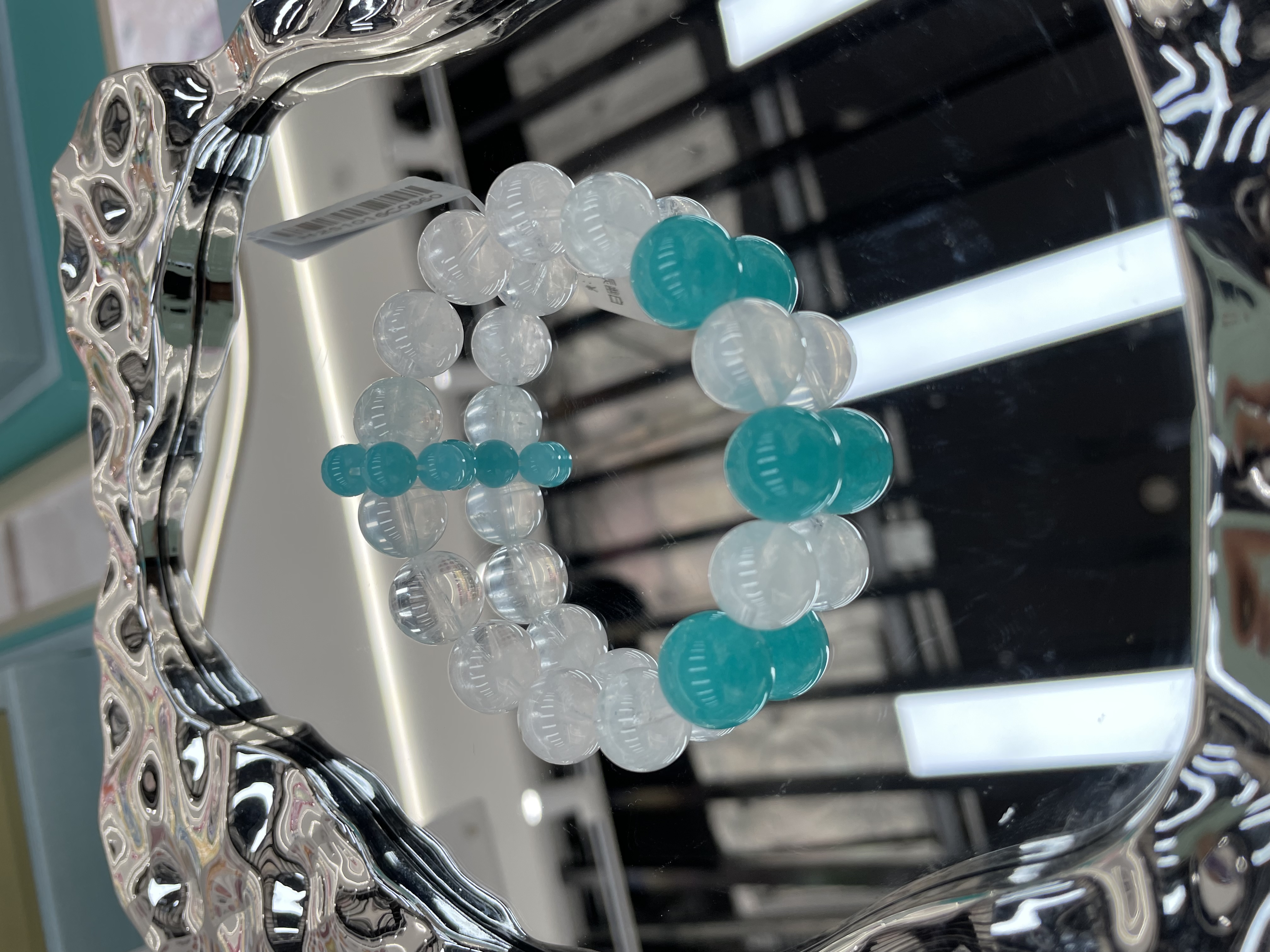 Crystal scattered beads, crystal bracelet, original design by a natural crystal designer Specification image