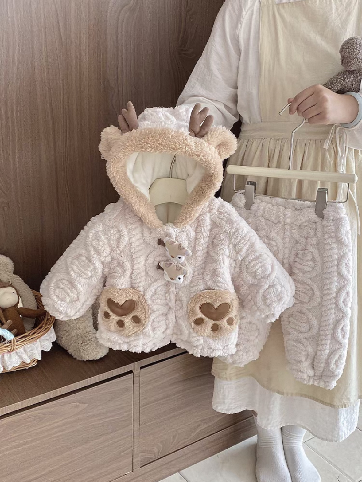Perfume Bear, Jacquard Oxford Cloth, Song Brocade checkered lining, pillowcase, table flag, cross-border fabric, multi-purpose home decoration Specification image
