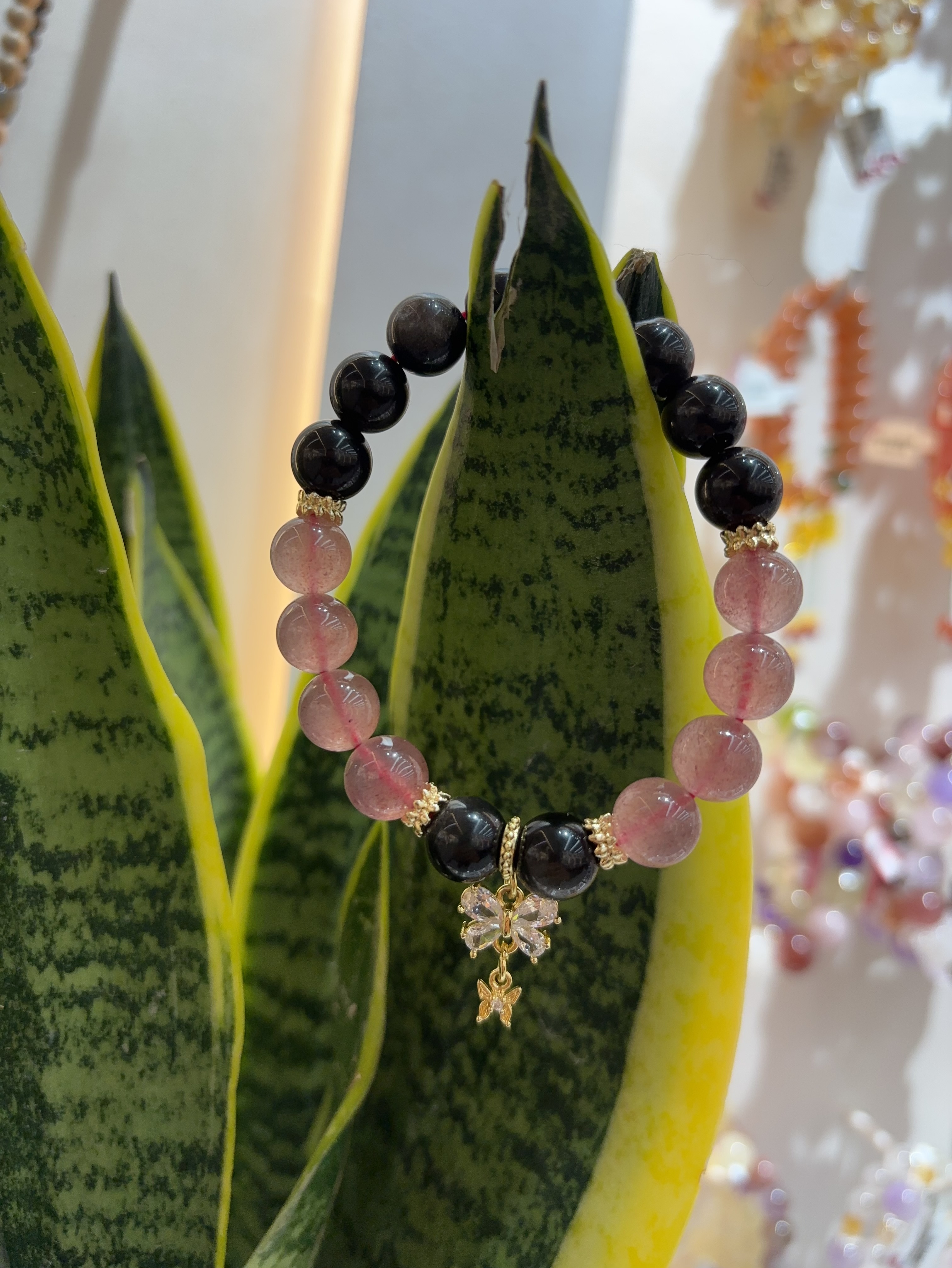 天然草莓晶黑曜石手链女款单圈简约百搭饰品礼物送女友闺蜜双蝴蝶手链详情图2