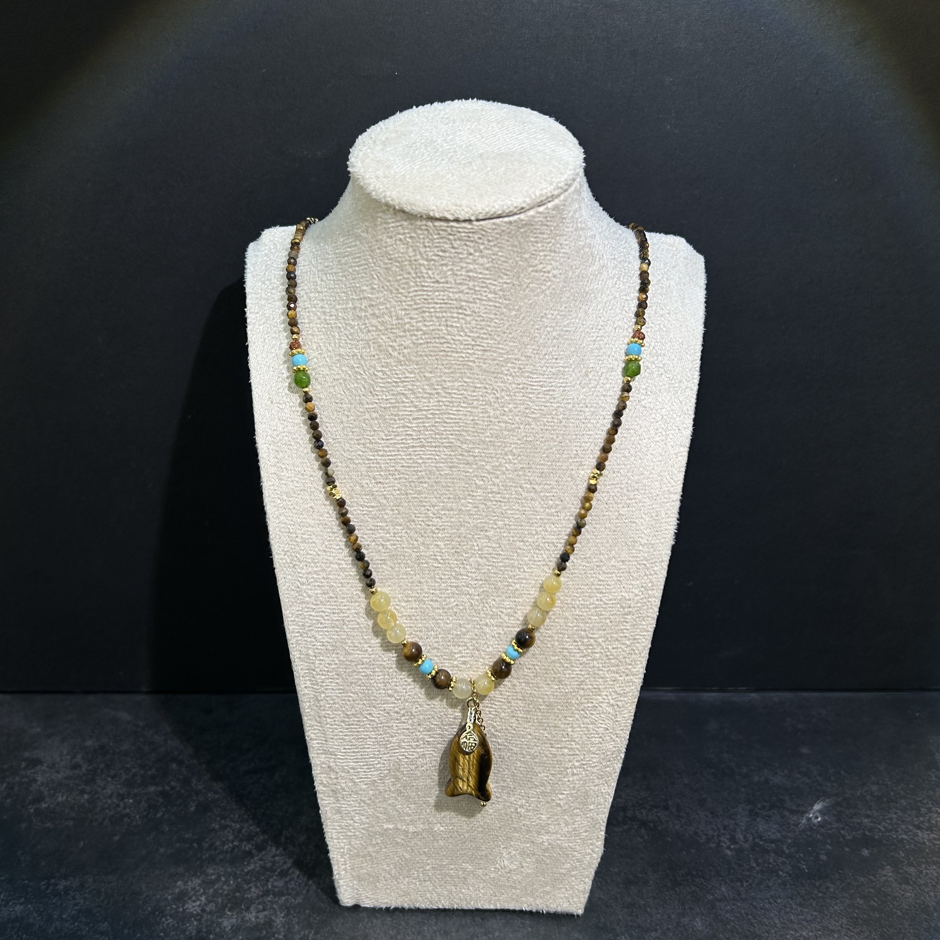 时尚沙金不锈钢珍珠项链女简约百搭首饰品潮流个性项链饰品白底实物图