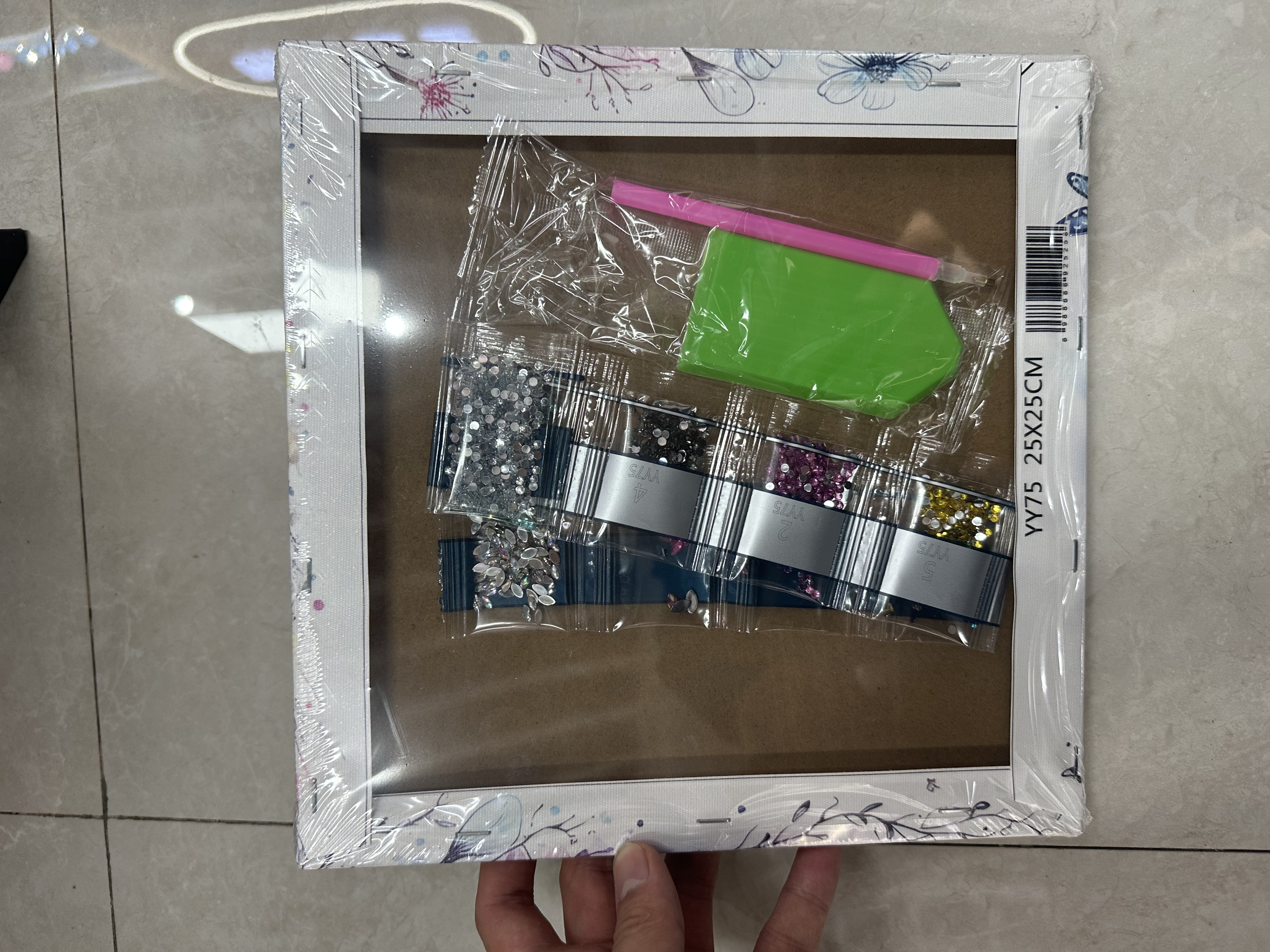 钻石画异性钻，亮钻25CM*25CM钻石画钻石DIY画产品图