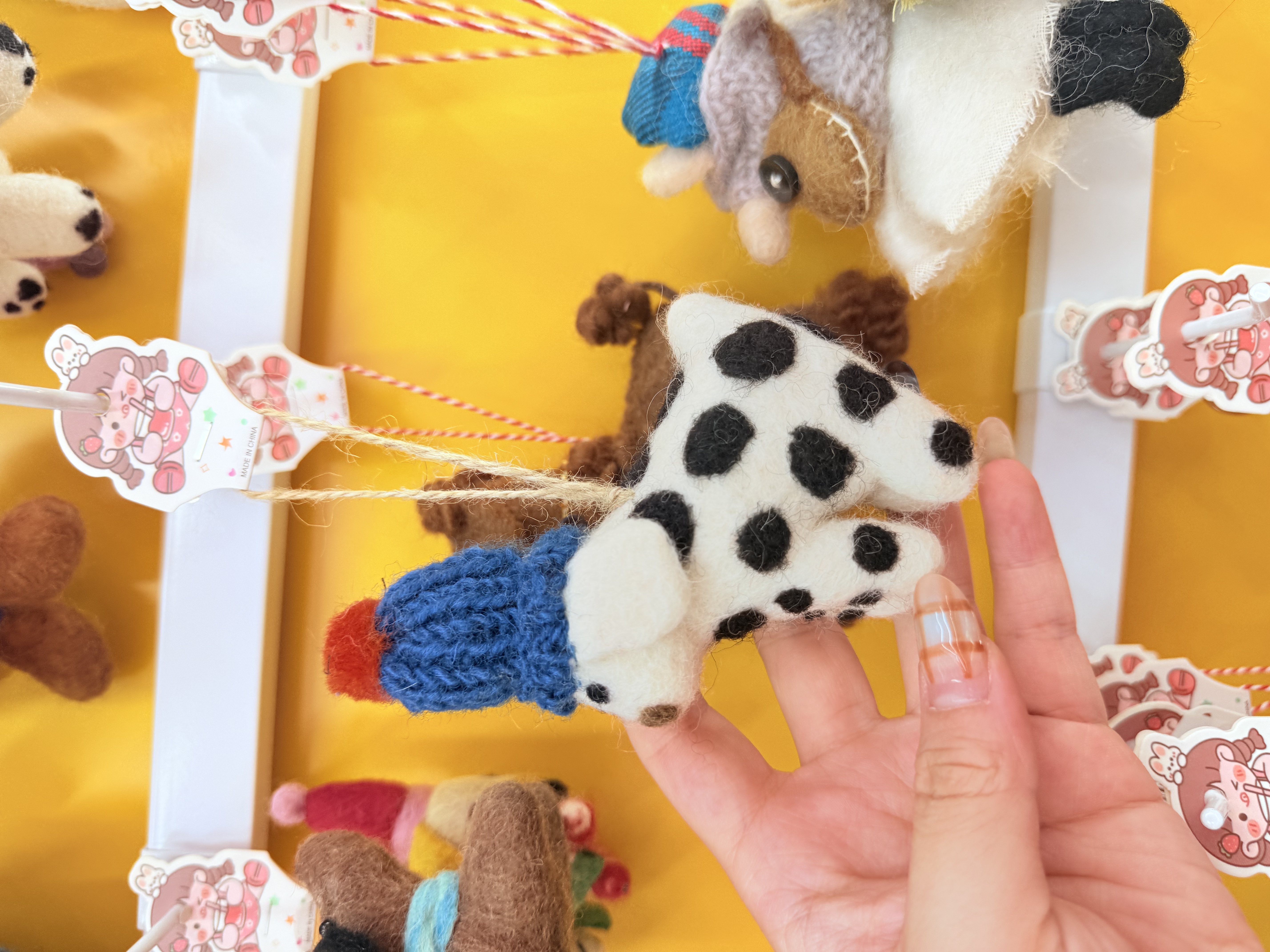 可爱小狗毛绒玩具创意潮流挂件可爱玩偶抱枕儿童礼物趣味布偶