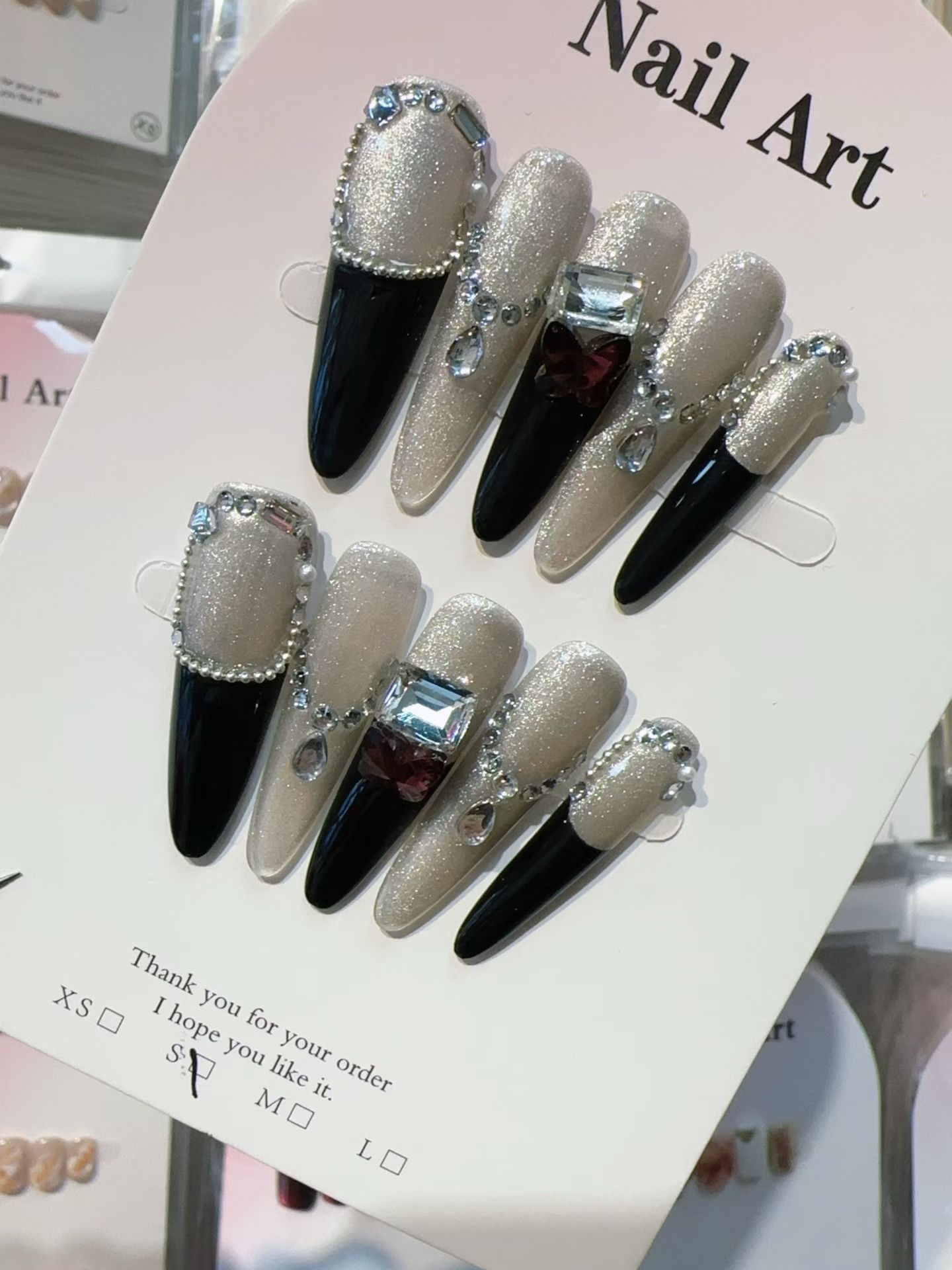 Pure handcrafted nail art, wearable nail art products, fashionable nail pads, convenient nail art, wearable nail pads, beautiful, long-lasting, applicable, multiple styles of wearable nail art details Picture
