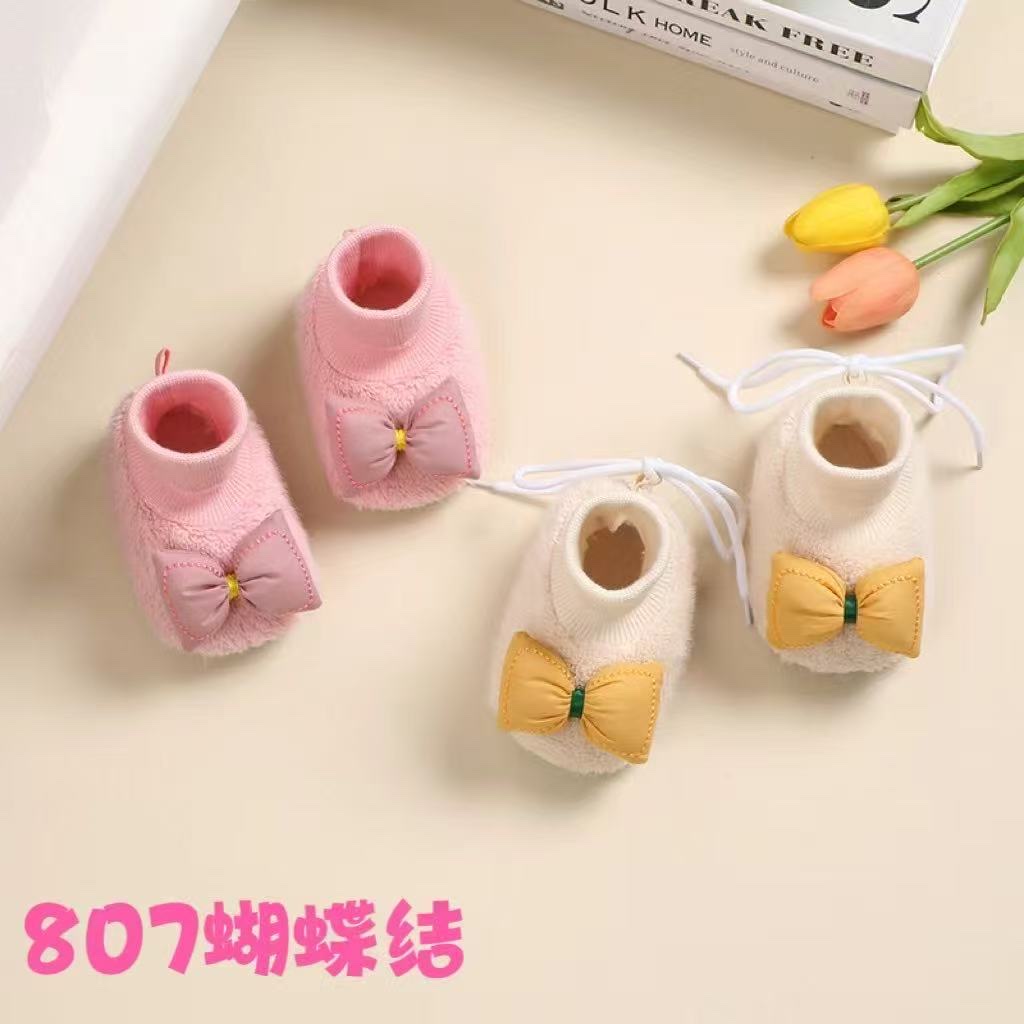 蝴蝶结毛毛鞋