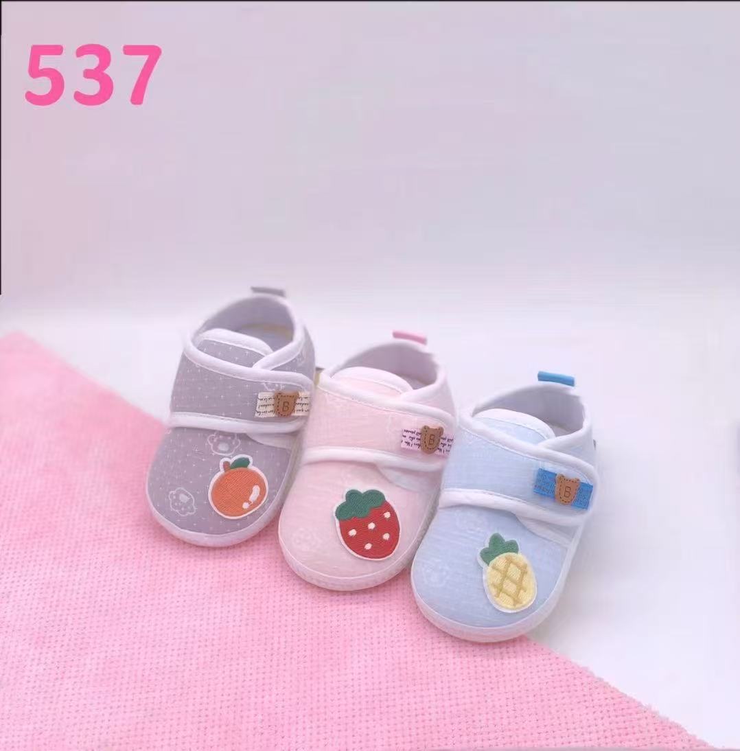 草莓单鞋