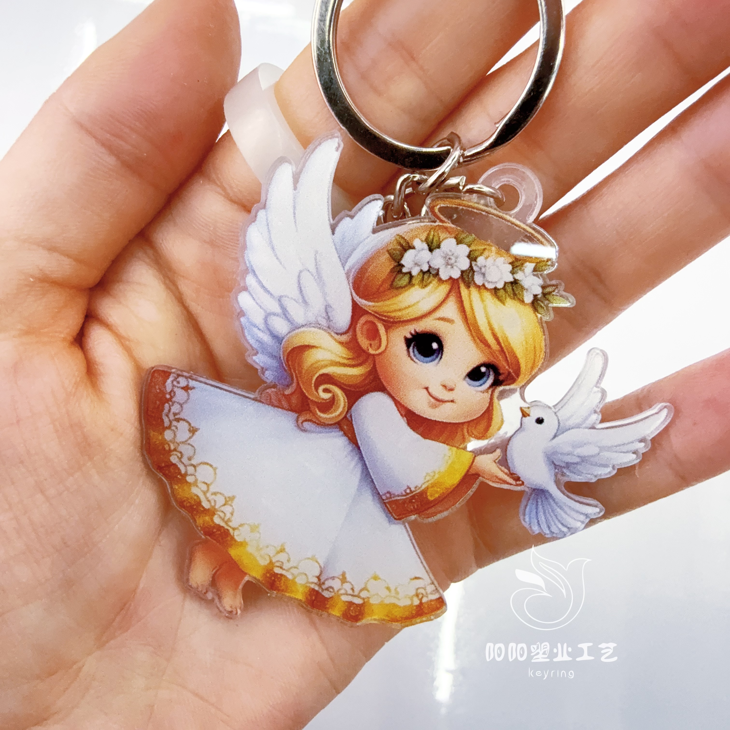 Customized acrylic keychains, diy glitter resin, star anime standees, small pendants, and peripheral key chains Application Scenario
