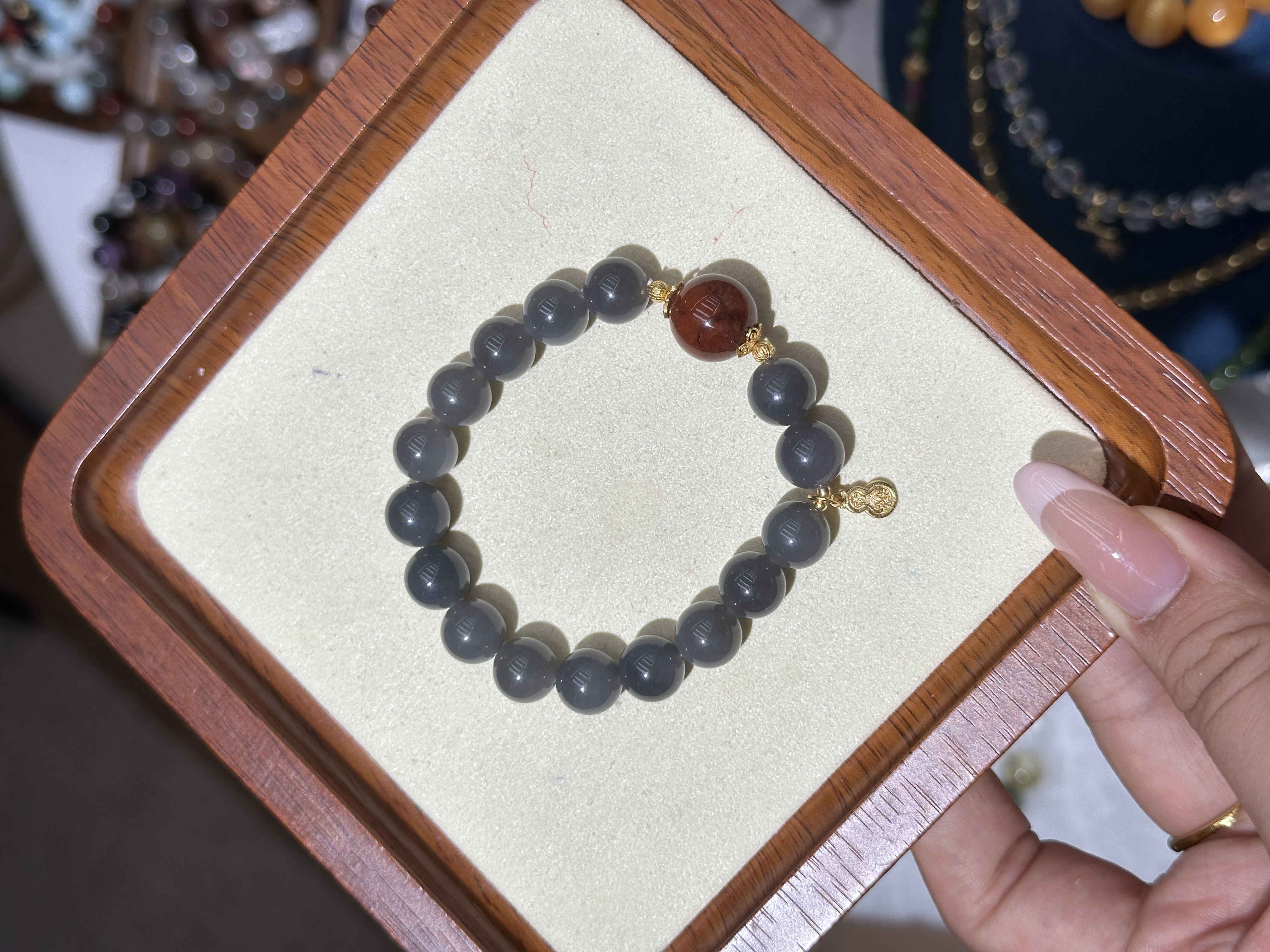 兹宏珠宝和田玉烟紫玉手串手链男女纯色手串直播网红生日礼品饰品批发