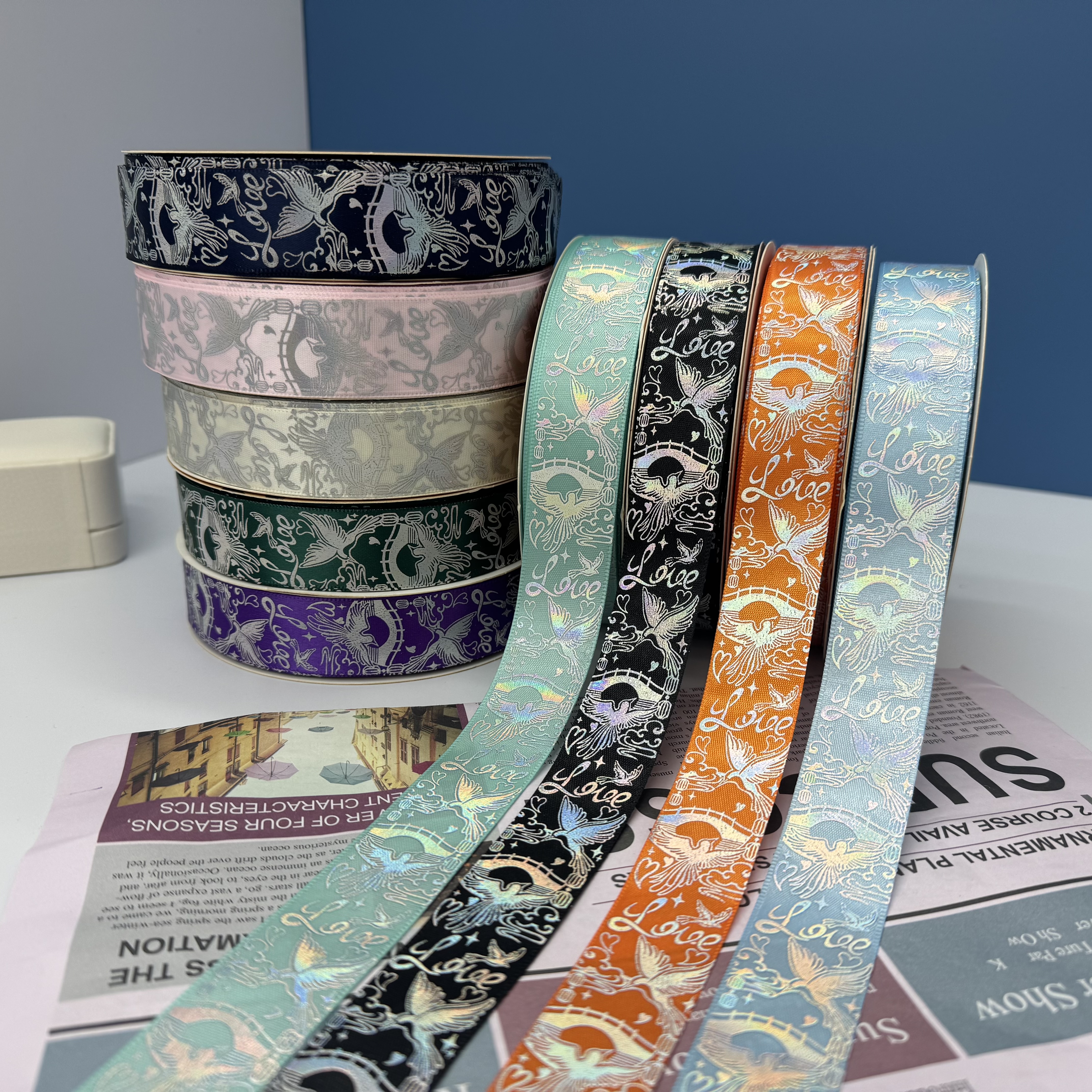 2.5cm wide best-selling plain silver silk satin gift box, ribbon bow, factory direct sales, bar tray ribbon, wedding candy box, flower packaging ribbon detail image 2