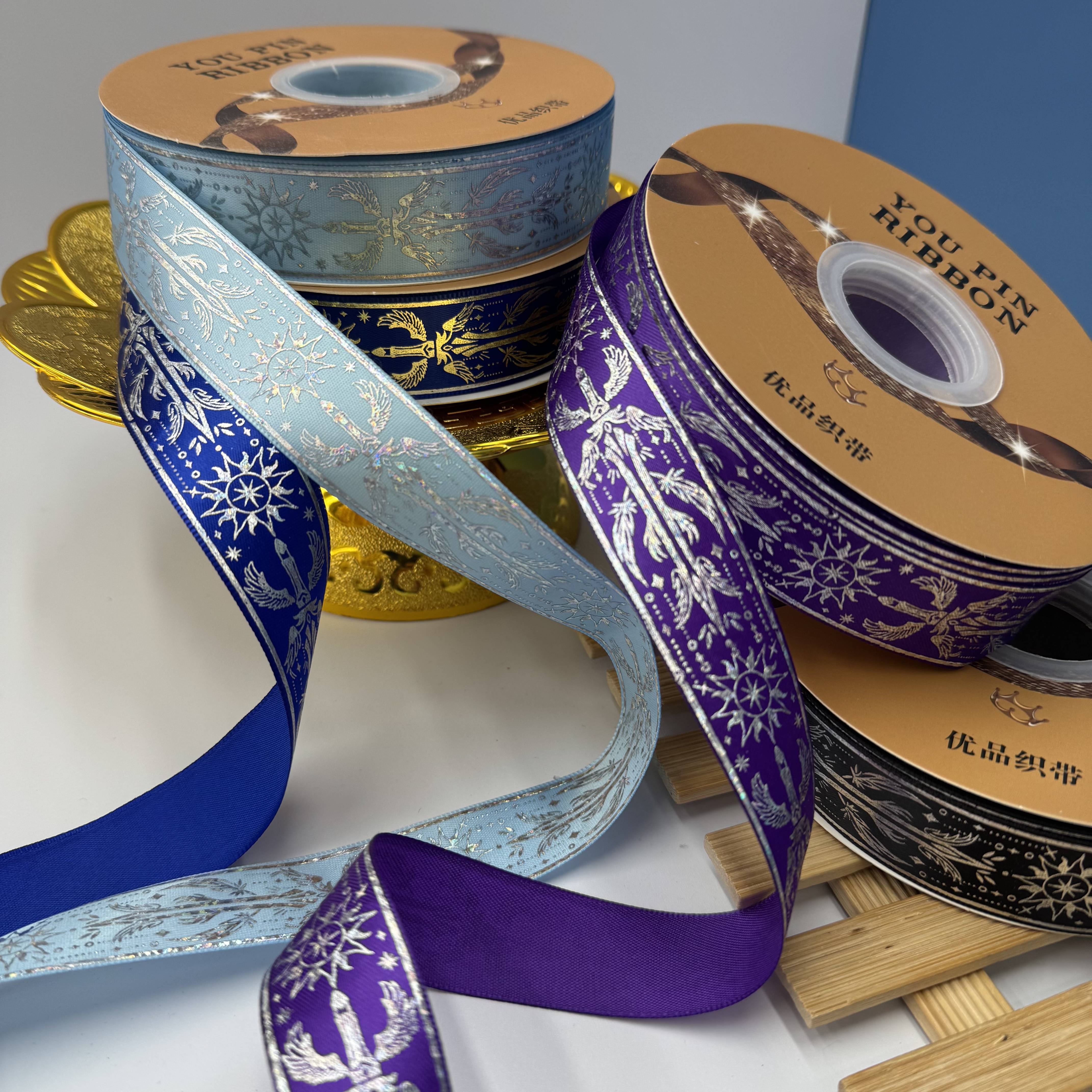 2.5cm plain laser silver high-quality gift bag decorated with ribbon bar tray DIY ribbon flower packaging Application Scenario