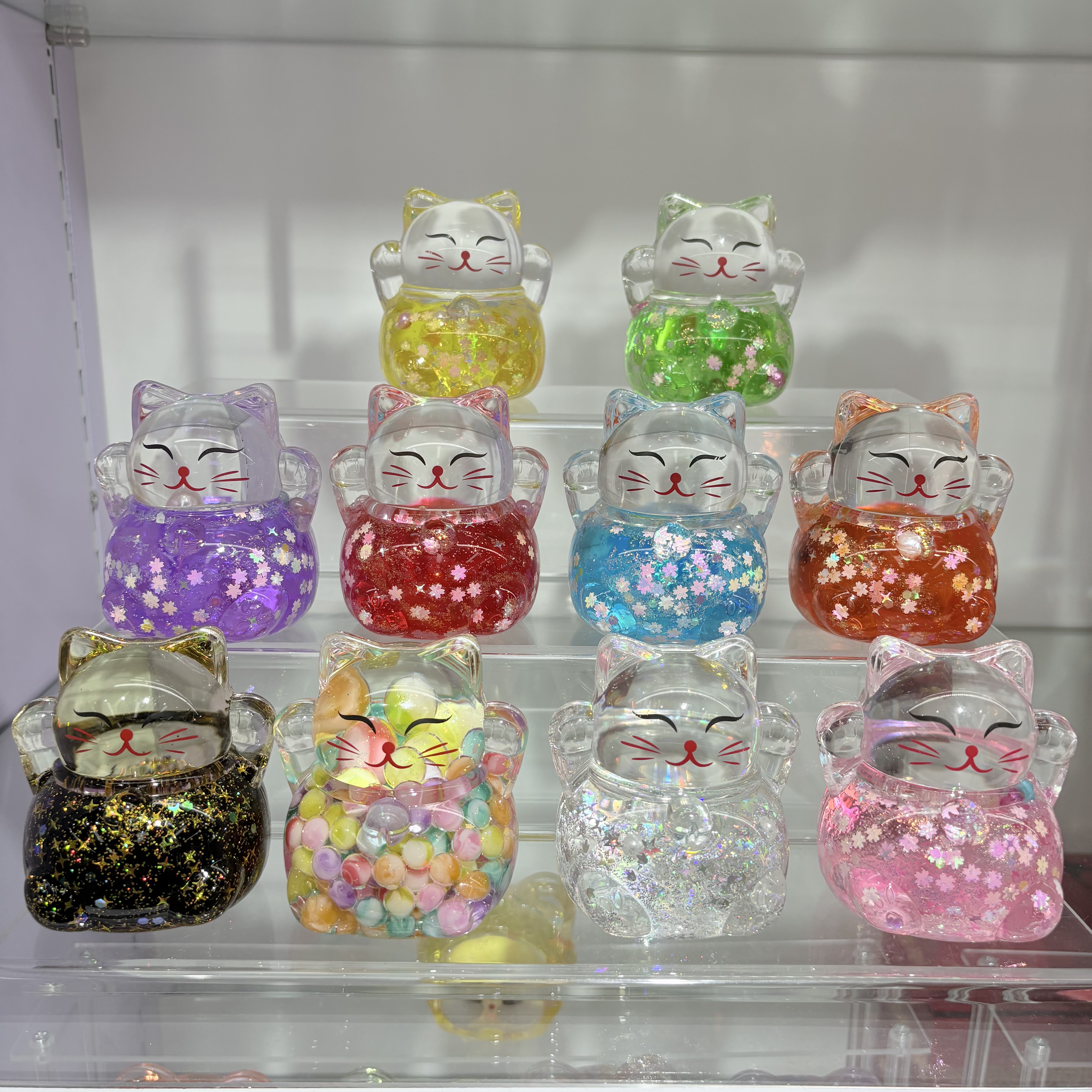 爆款招财猫流沙摆件盲盒对对碰亚克力入油开业小礼物批发