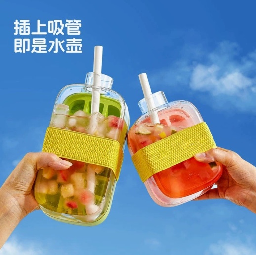 Portable ice cube tray water bottle, creative press water filling ice cube tray, ice cube film, quick-freezing ice box, quick ice freezing, portable ice cube cup, home ice making wonder, water bottle, cute for students in summer Specification image